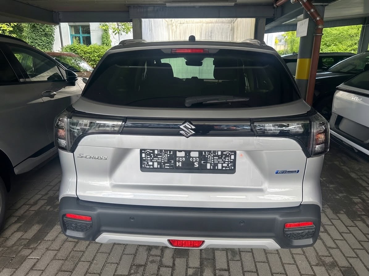 SUZUKI S-Cross 1.4 Compact+ Hybrid AllGrip Automatic-image-3