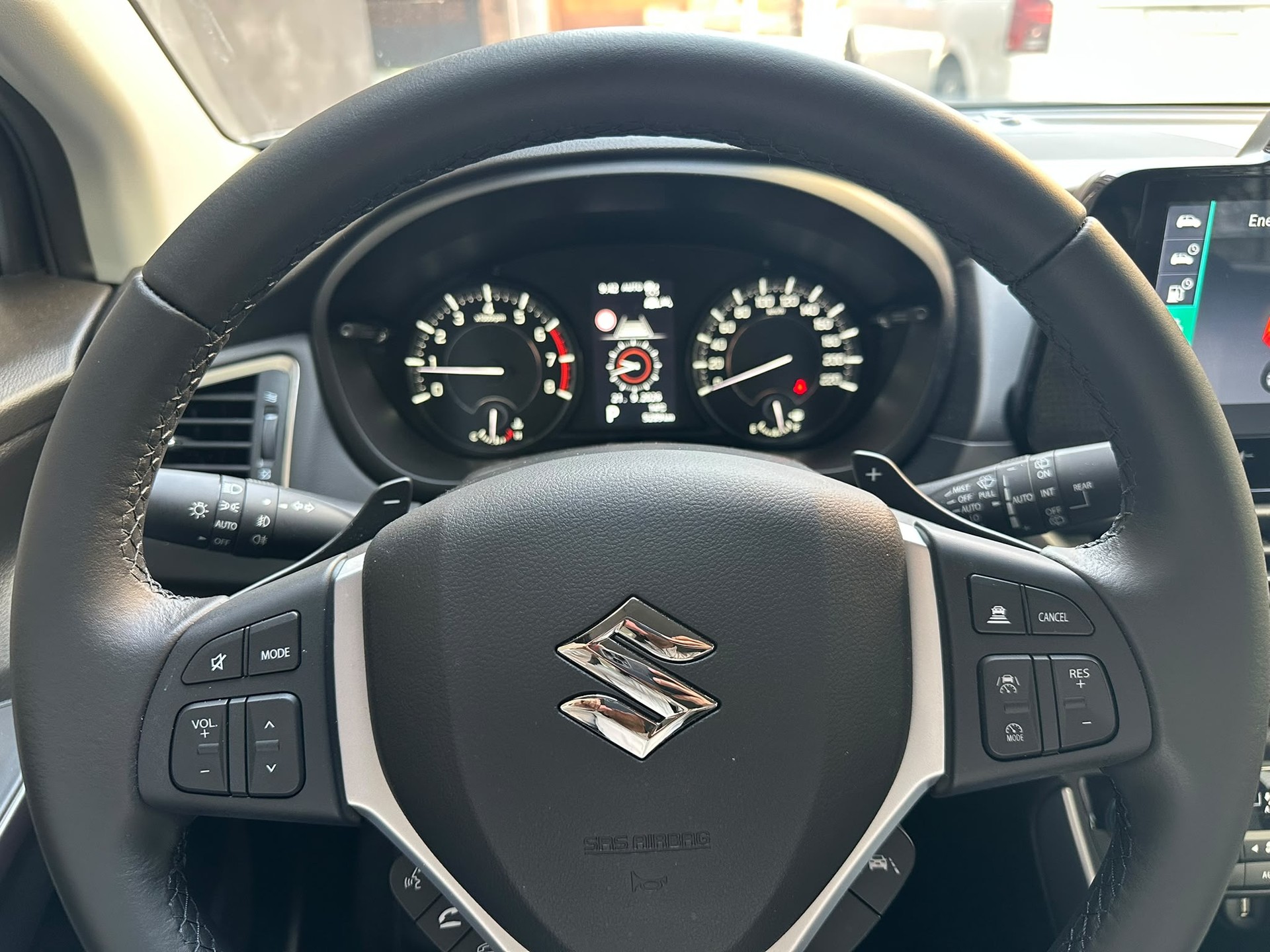 SUZUKI S-Cross 1.4 Compact+ Hybrid AllGrip Automat-image-12