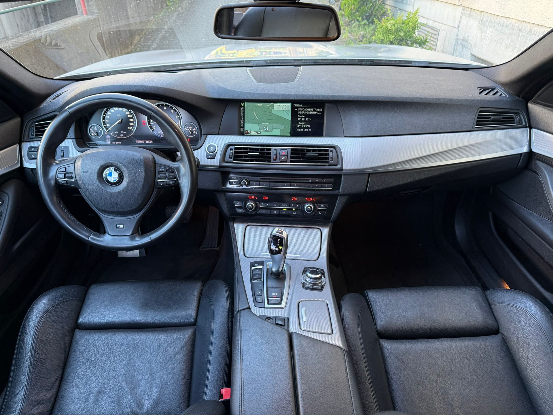 BMW 535i xDrive Touring Steptronic-image-9