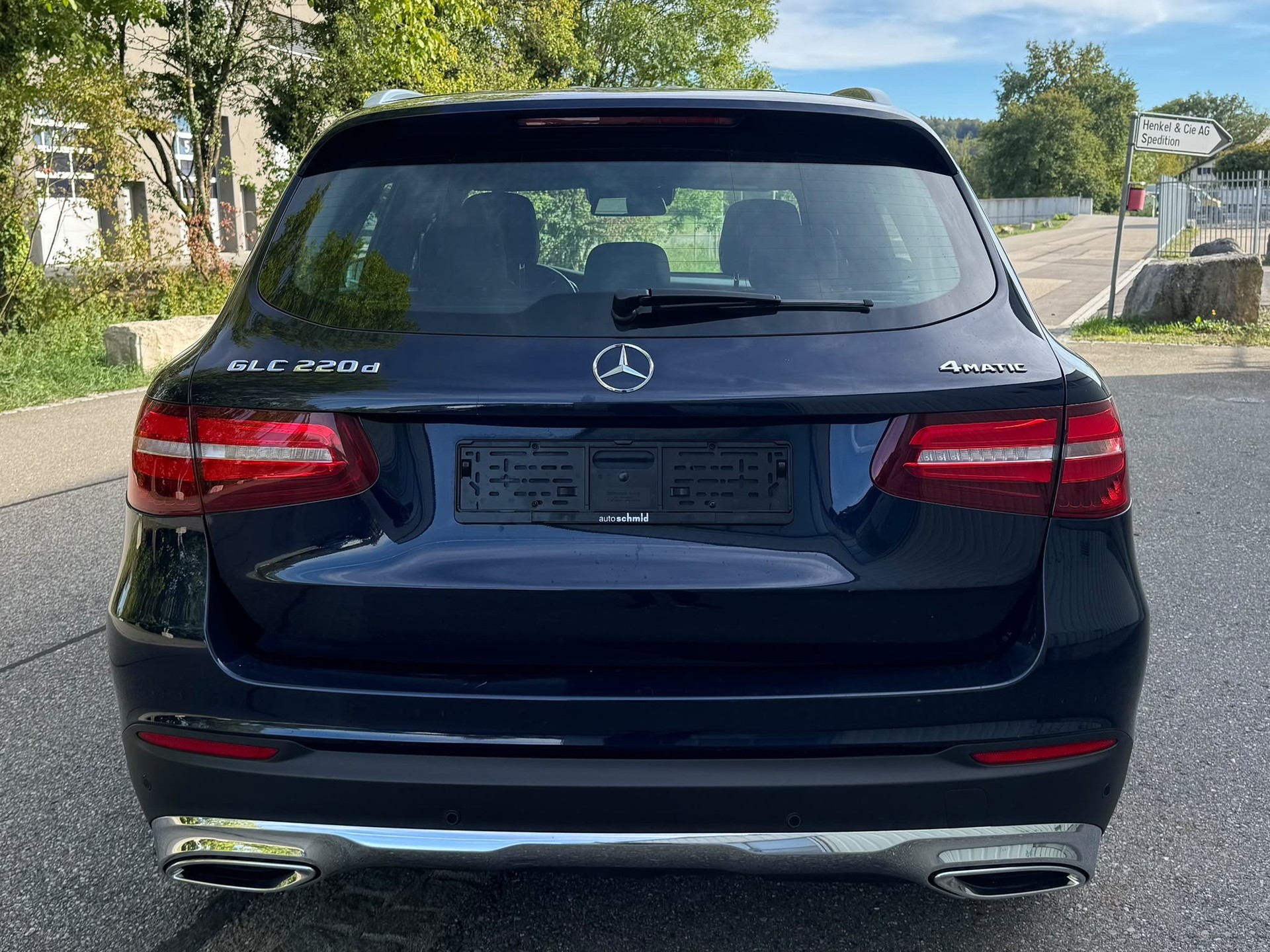 MERCEDES-BENZ GLC 220d Off-Road 4Matic 9G-Tronic-image-4