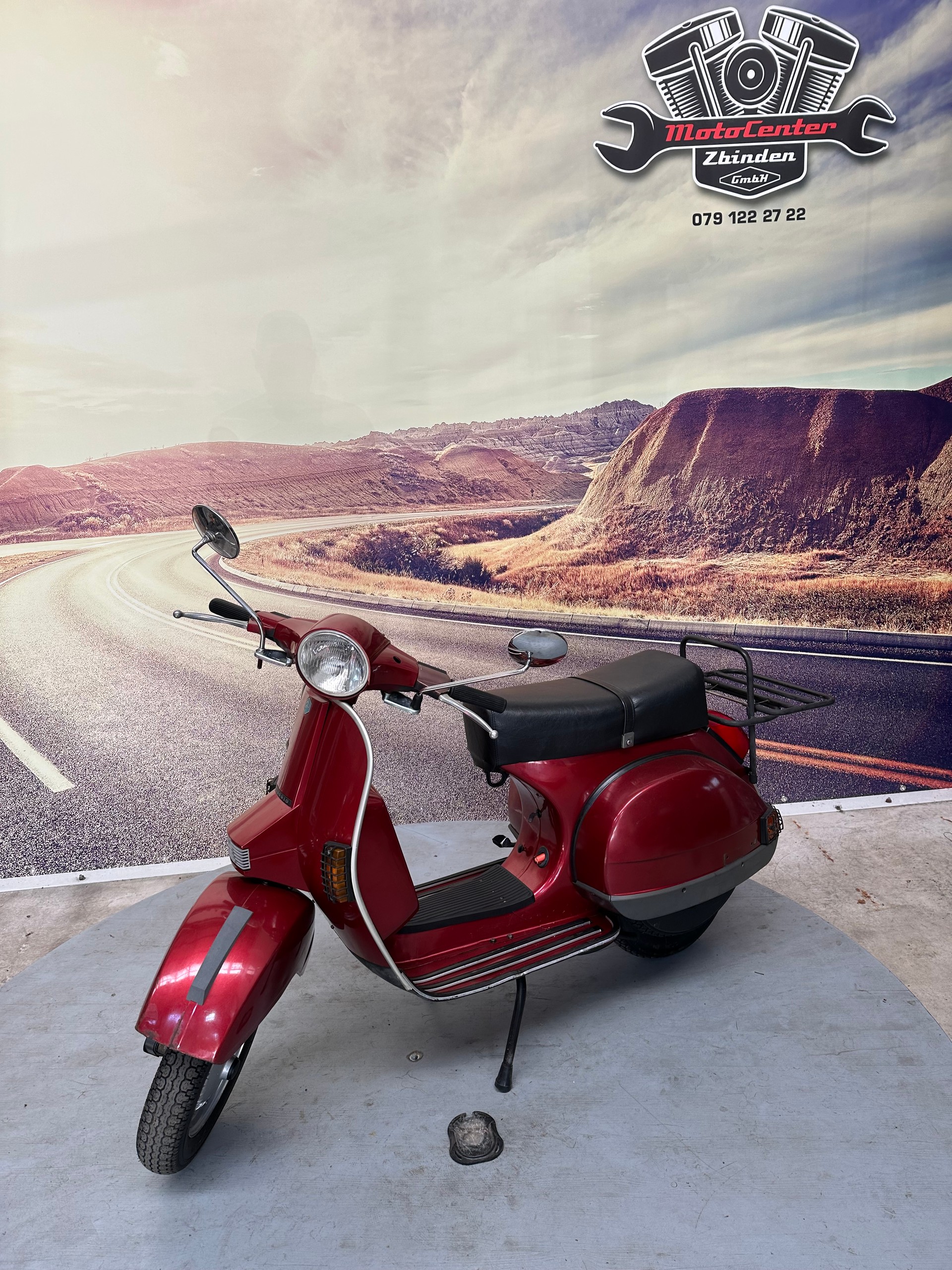 PIAGGIO Vespa PX 125 E-showroom-element-3