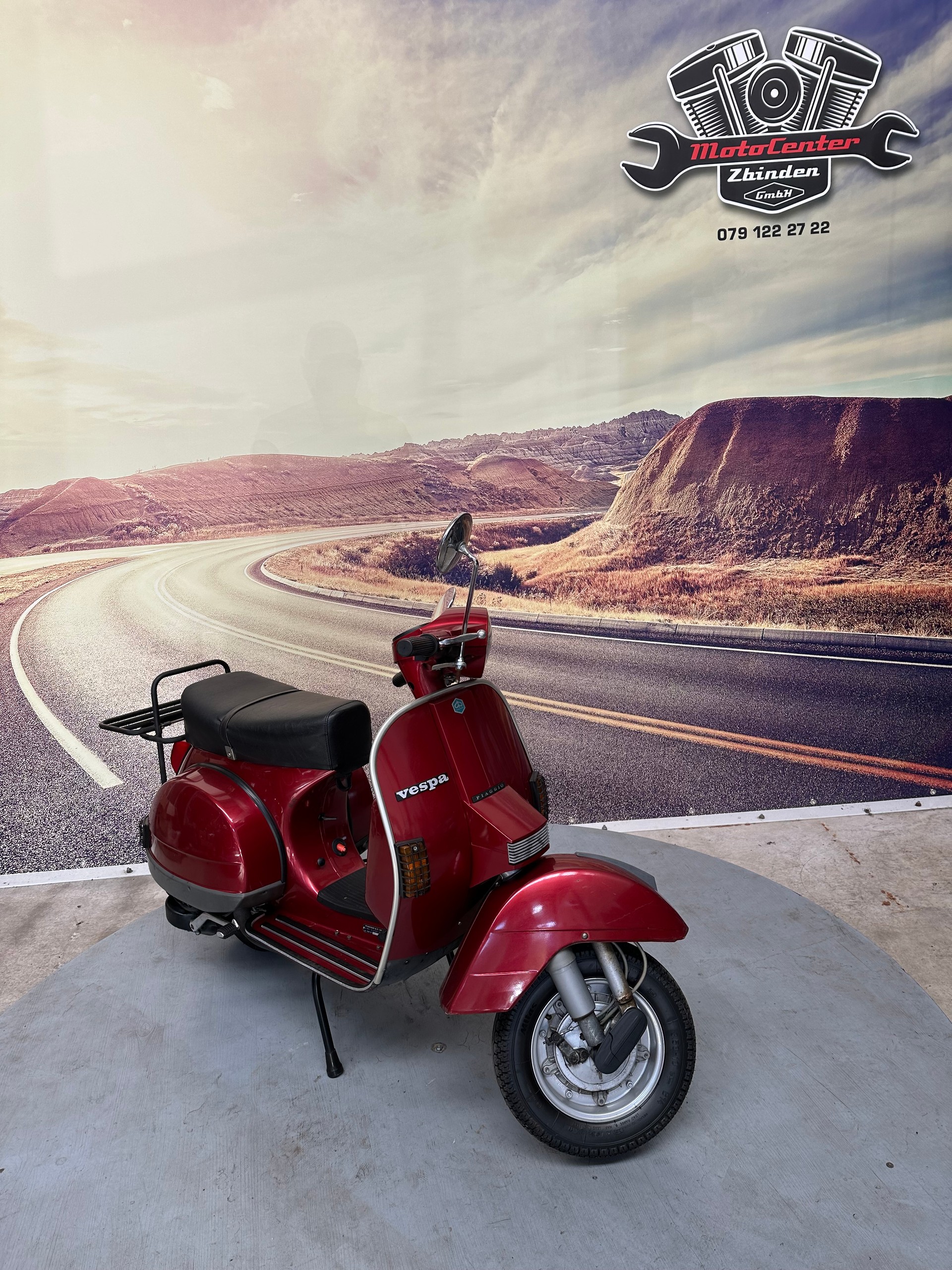 PIAGGIO Vespa PX 125 E-showroom-element-1