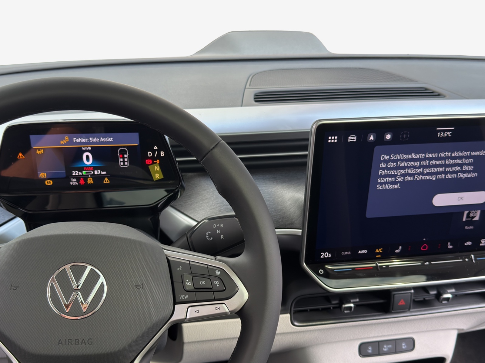 VW ID.Buzz LWB Pro 4 Motion-image-8