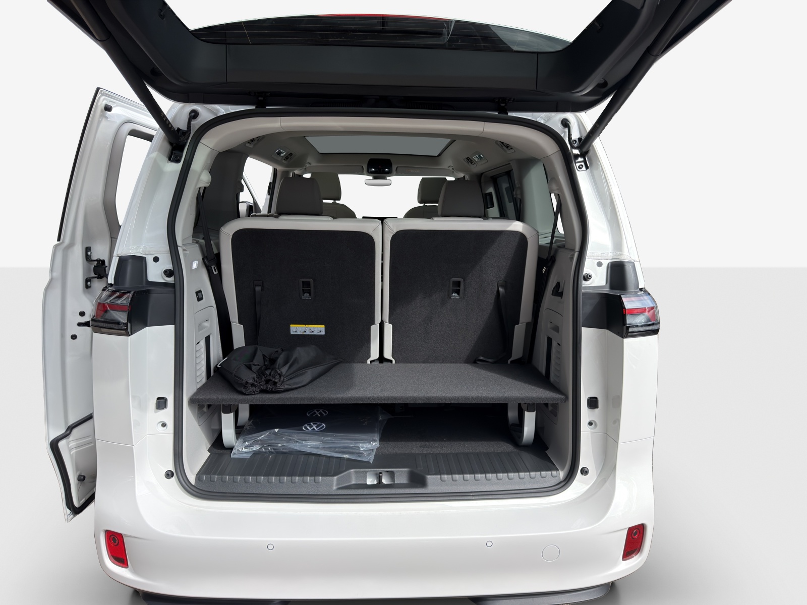 VW ID.Buzz LWB Pro 4 Motion-image-12