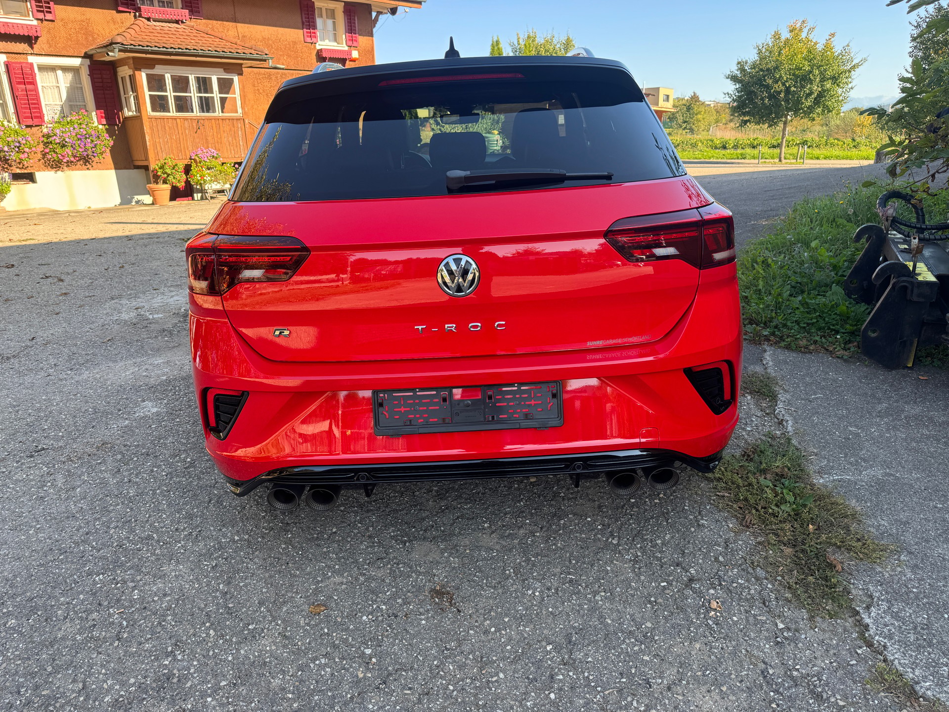 VW T-Roc 2.0 TSI R DSG 4Motion-image-3