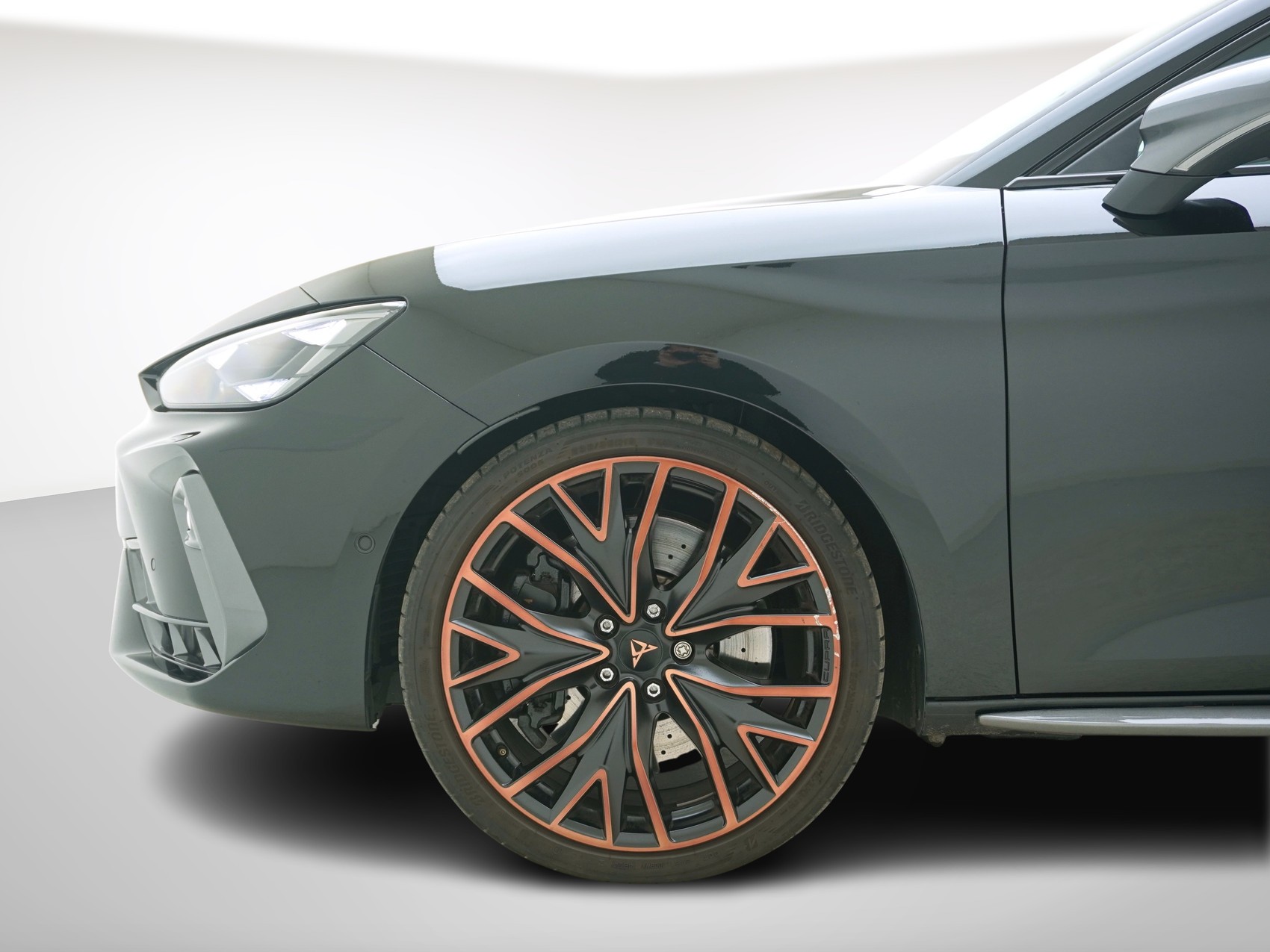 CUPRA Leon ST 2.0 TSI VZ 4Drive DSG-image-11