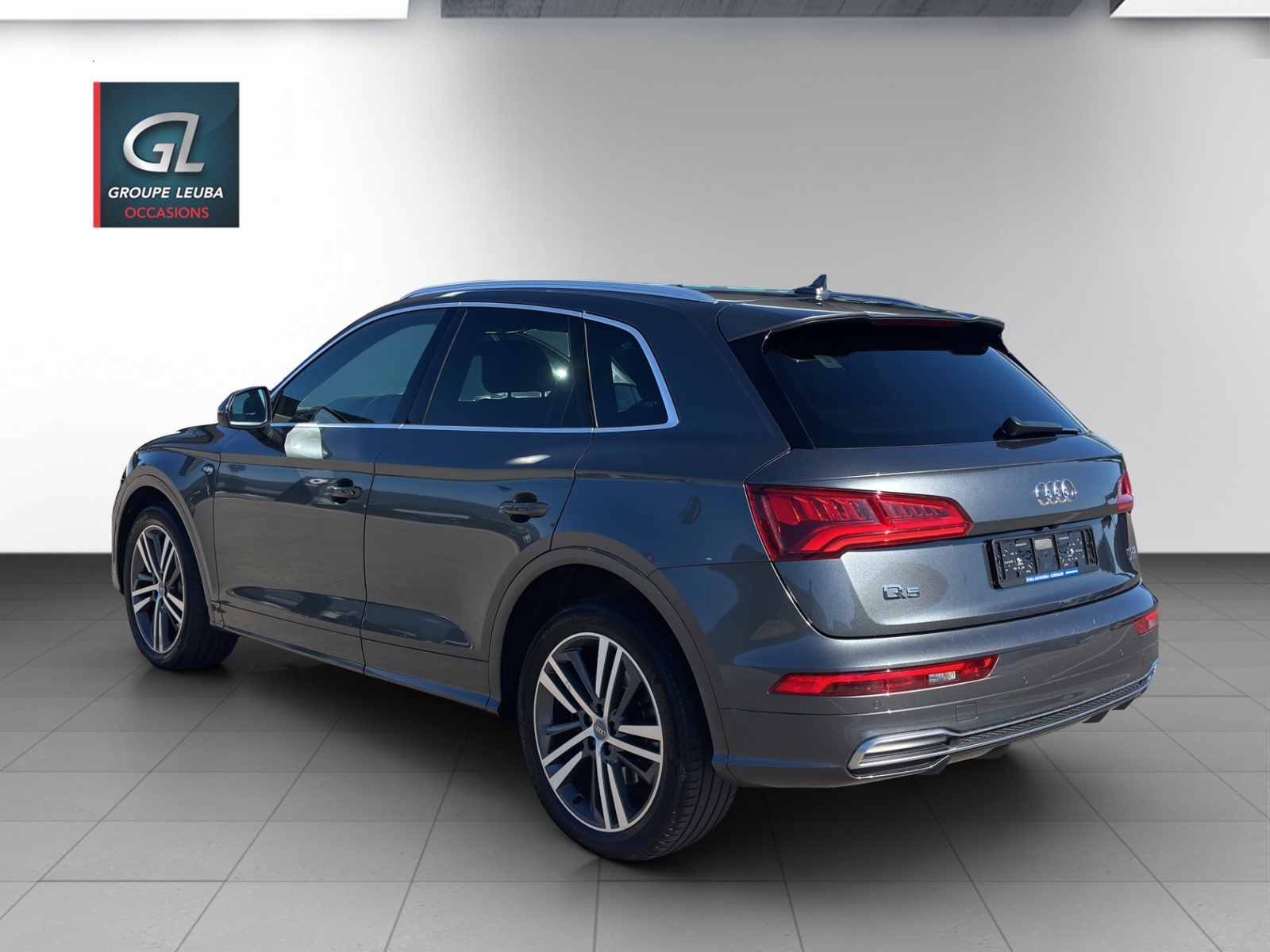 AUDI Q5 2.0 TFSI sport quattro-image-1