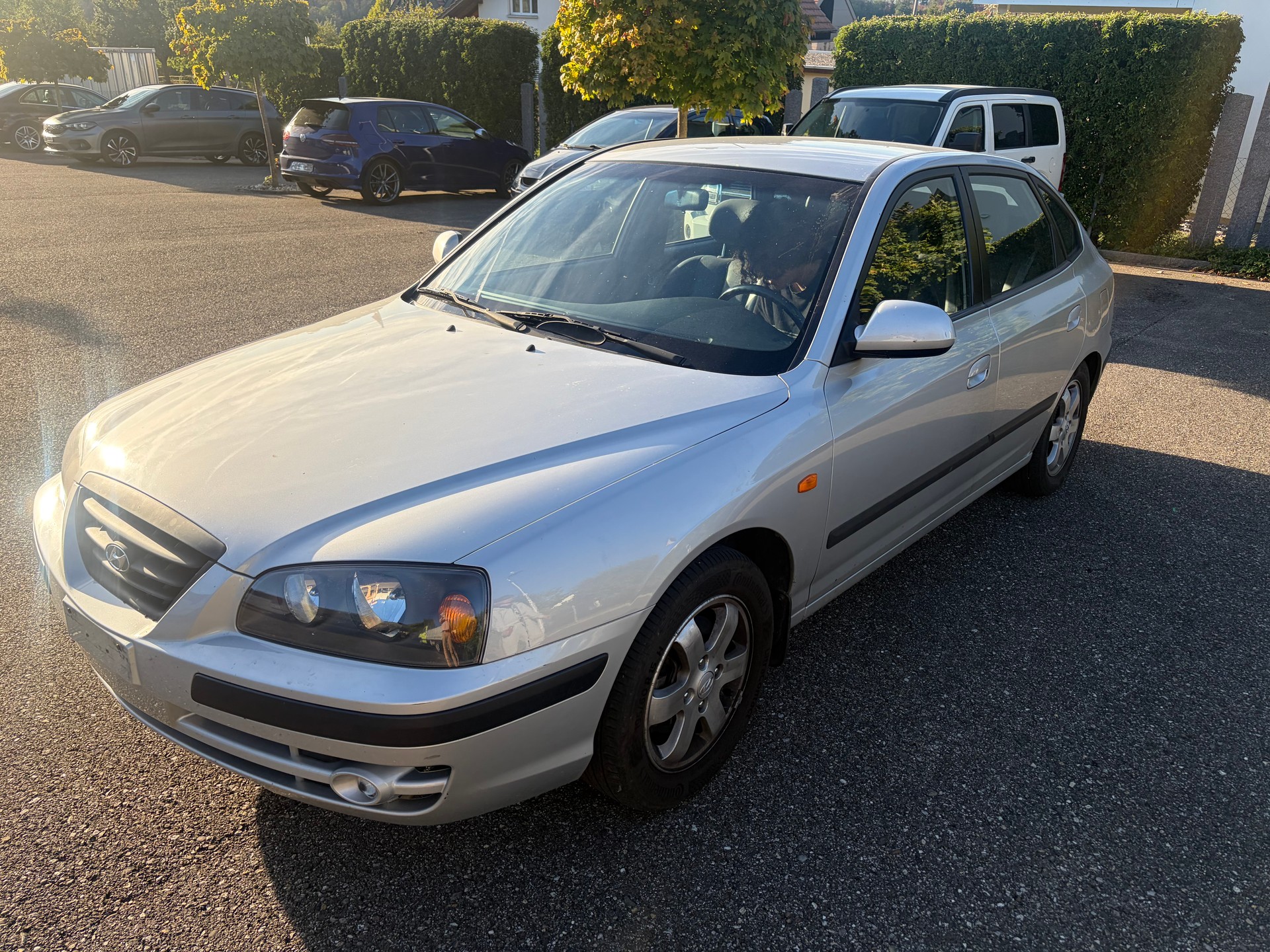 HYUNDAI Elantra 2.0 16V Swiss Edition-image-0
