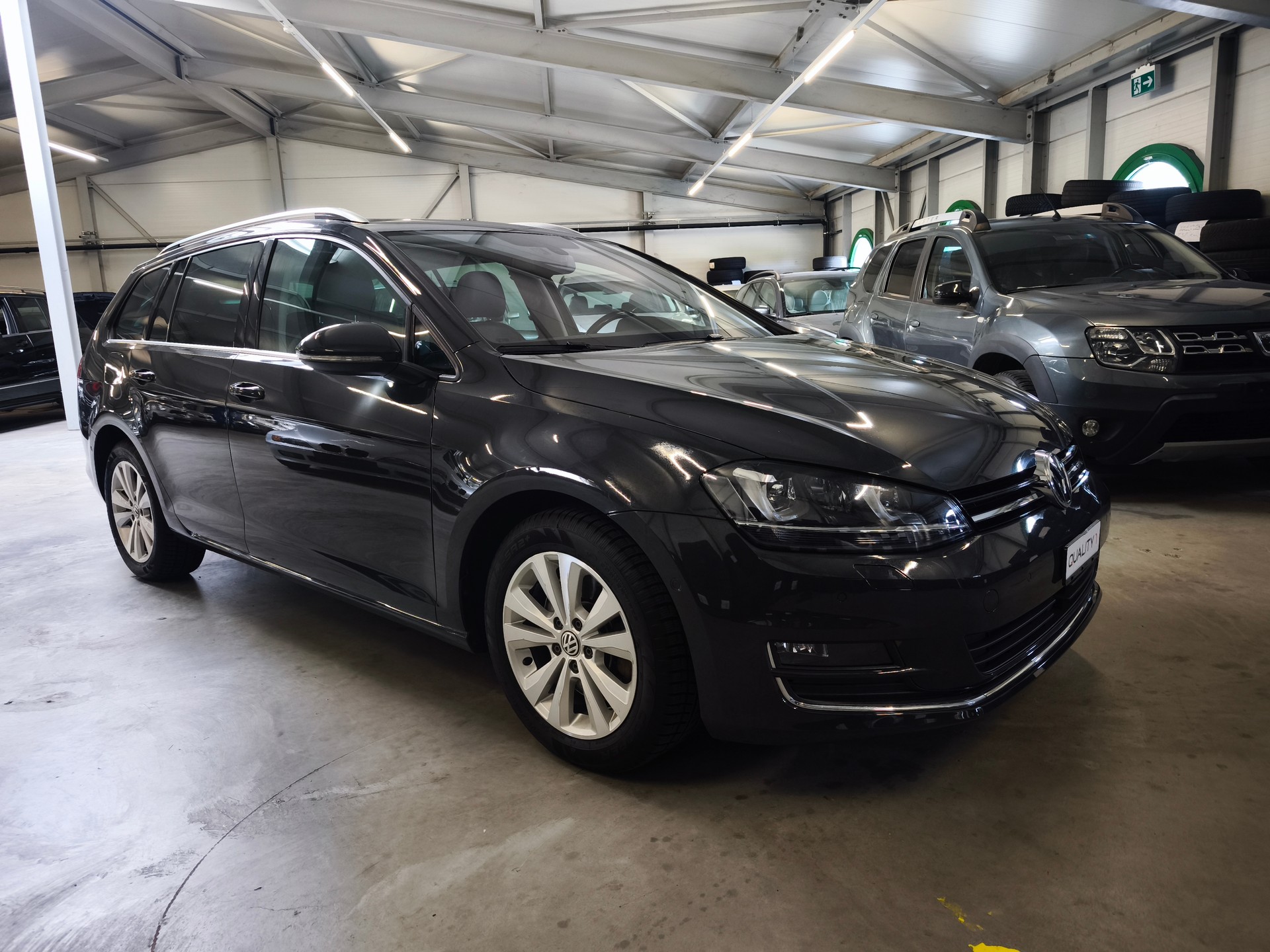 VW Golf Variant 1.4 TSI Highline DSG-image-1