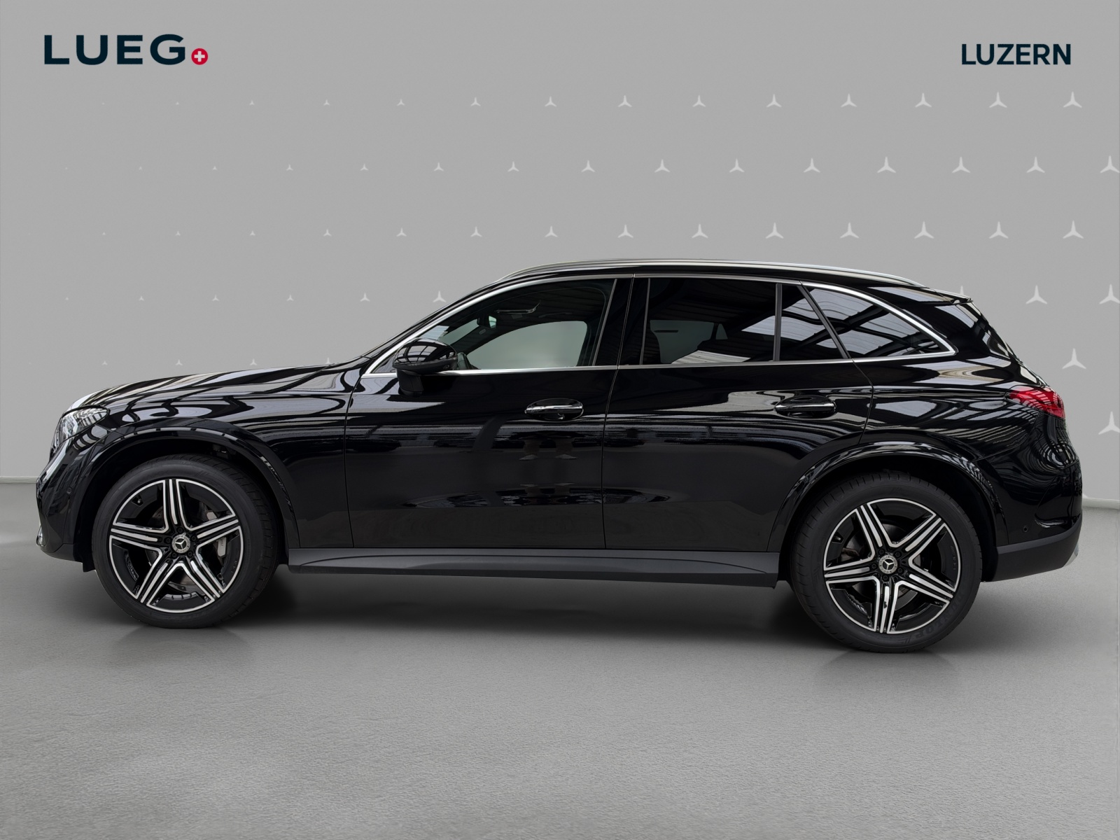 MERCEDES-BENZ GLC 300 d 4Matic AMG Line 9G-Tronic-image-1