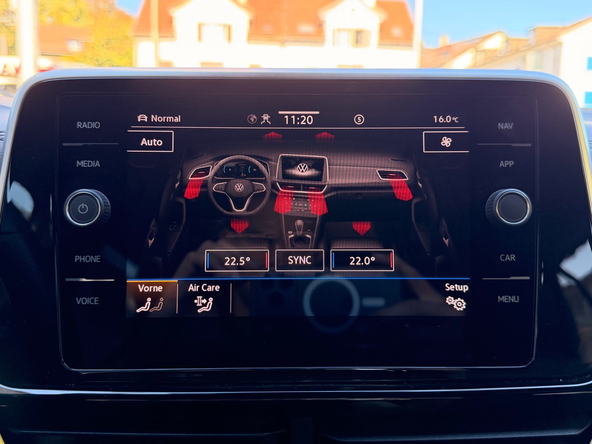 VW T-Roc R-Line 4Motion-image-21