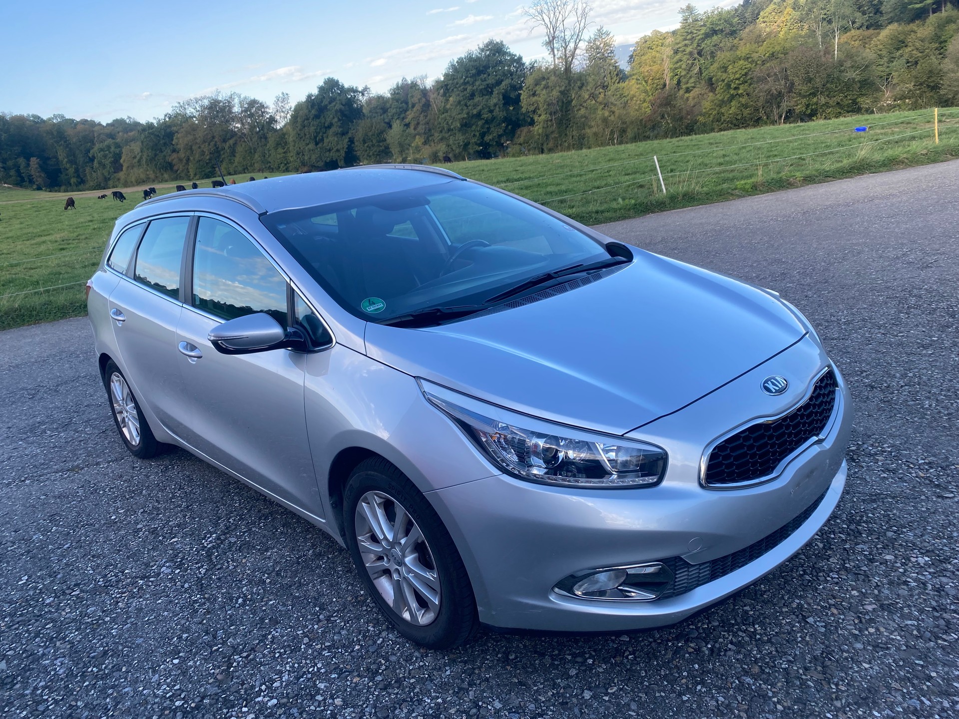 KIA Cee'd Sportswagon 1.6 CRDi Style Automat-image-1