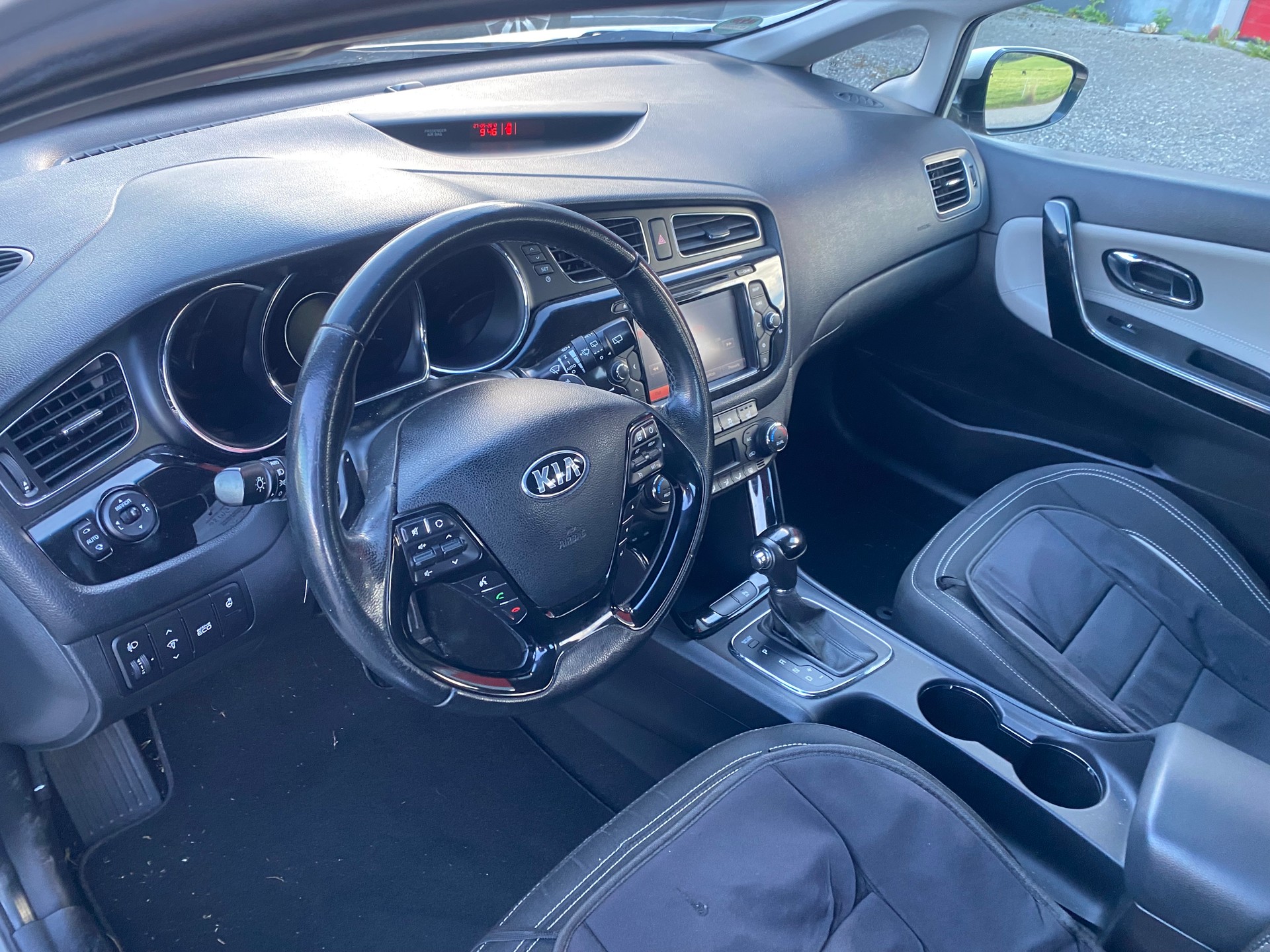 KIA Cee'd Sportswagon 1.6 CRDi Style Automat-image-4