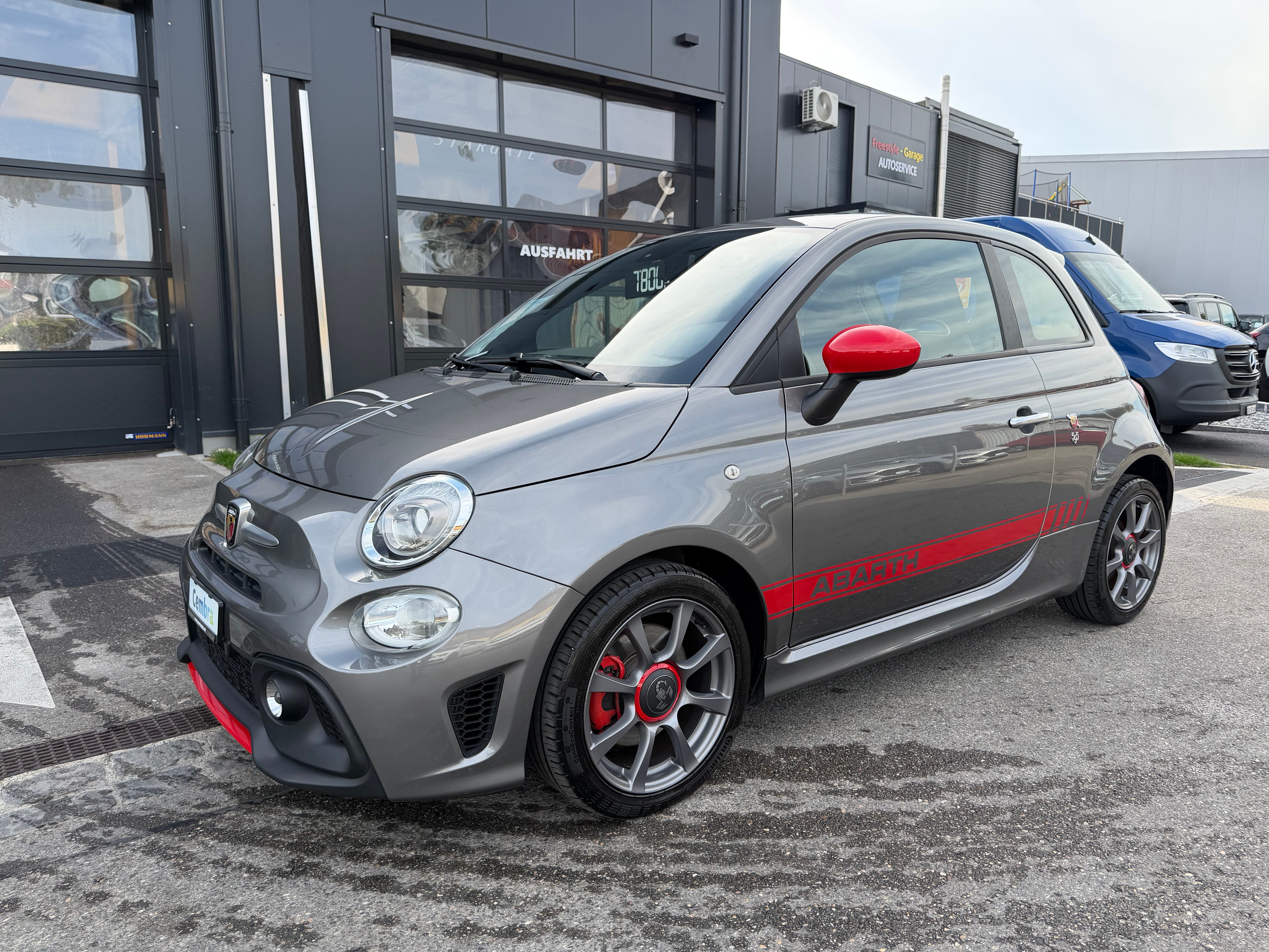 Car photo