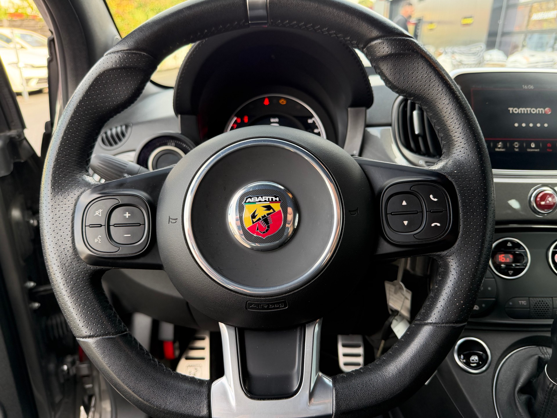 FIAT 595 1.4 16V Turbo Abarth-image-13