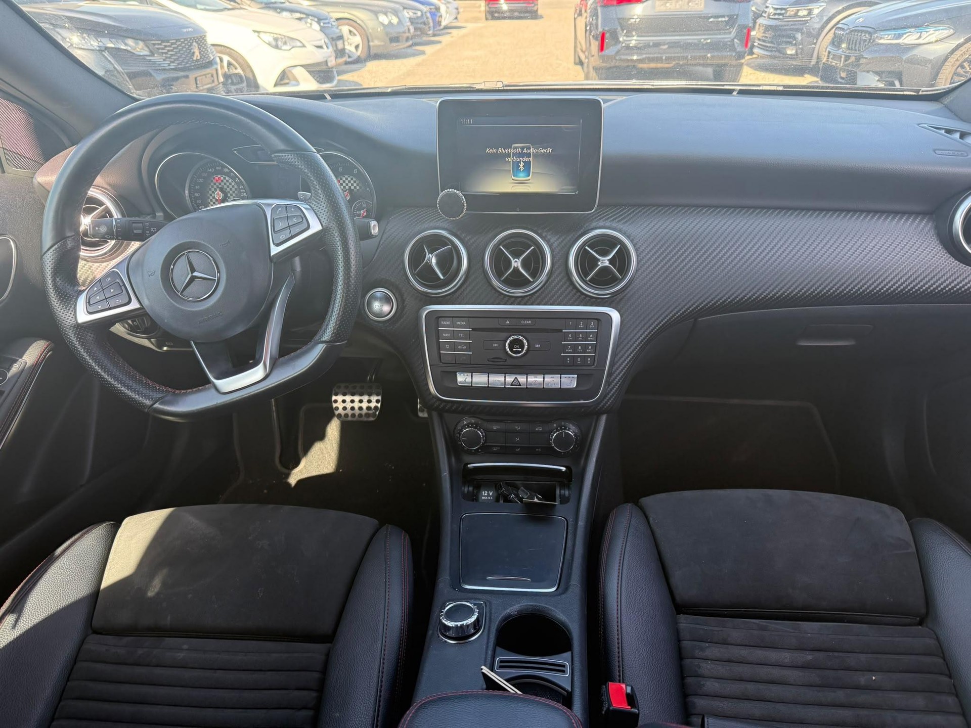 MERCEDES-BENZ A-Klasse W176 A 180 AMG Line-image-7