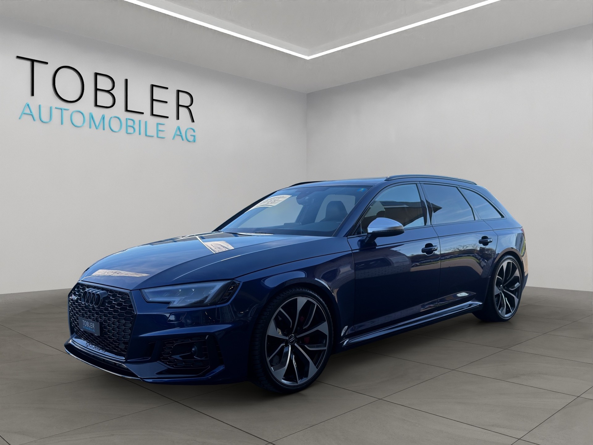 AUDI RS4 Avant 2.9 TFSI quattro tiptronic-image-3