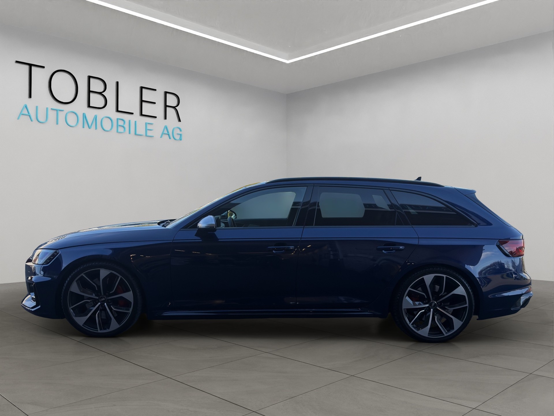 AUDI RS4 Avant 2.9 TFSI quattro tiptronic-image-4