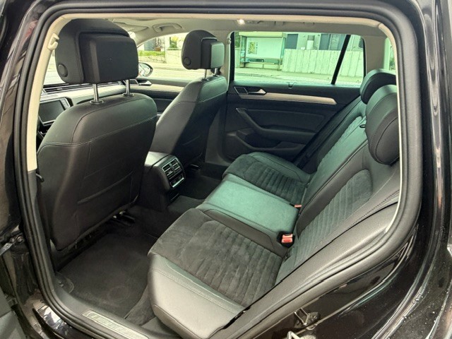 VW Passat Variant 2.0 TSI BMT Highline DSG-image-10