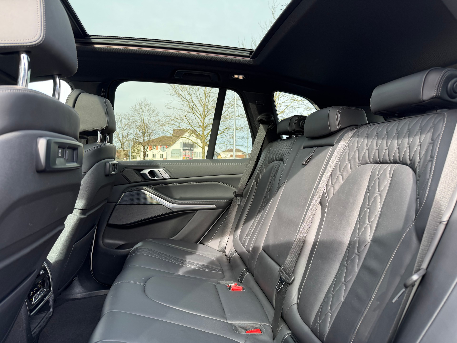 BMW X5 xDrive 48V 40d M Sport Steptronic-image-6