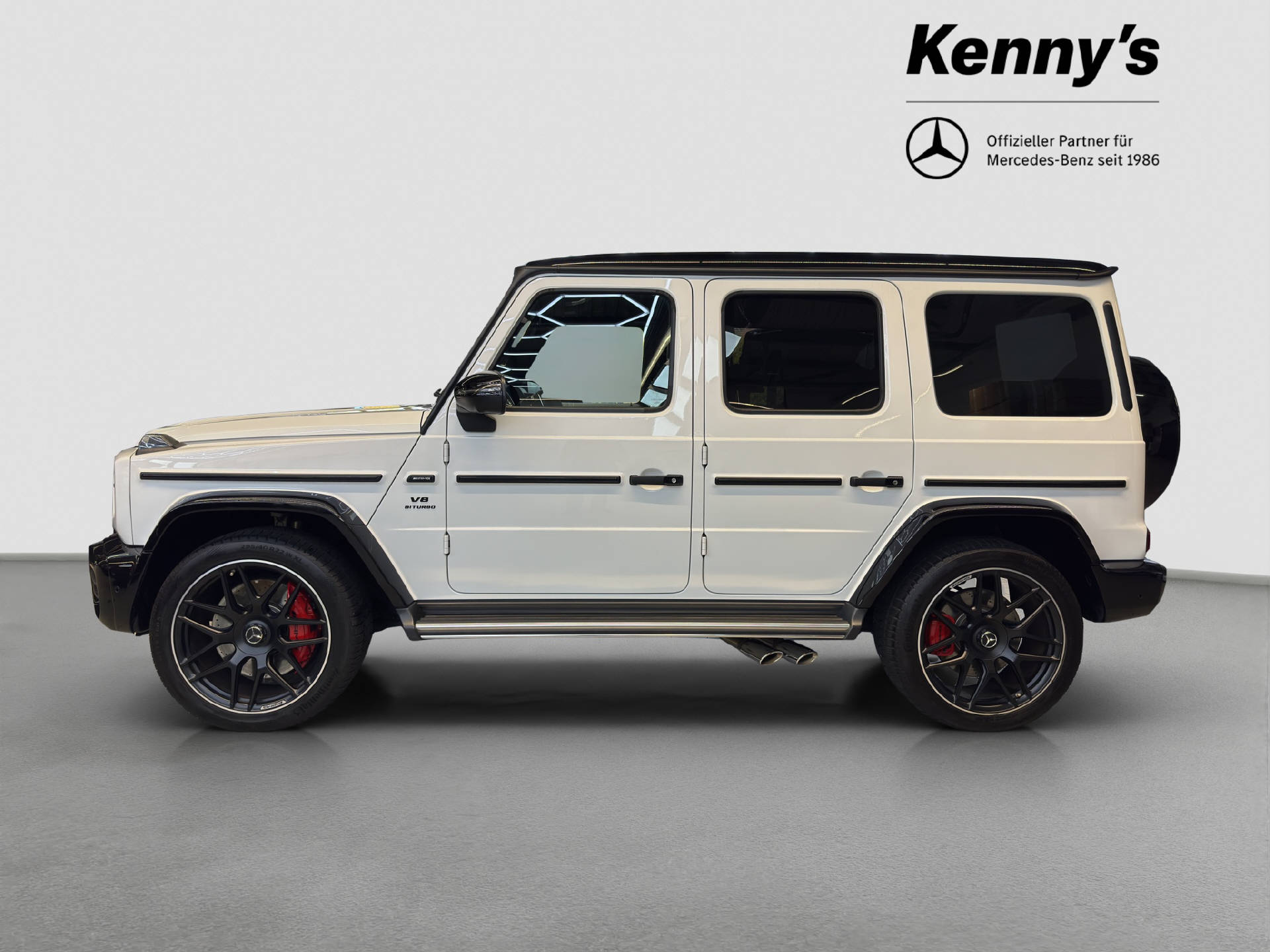 MERCEDES-BENZ G 63 AMG-showroom-element-2