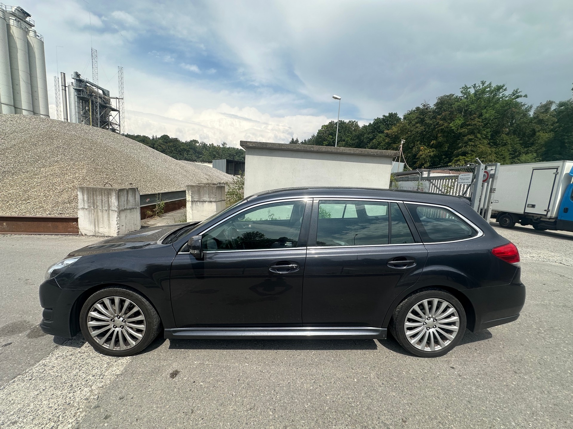 SUBARU Legacy 2.5GT Executive S AWD 265 PS-image-5