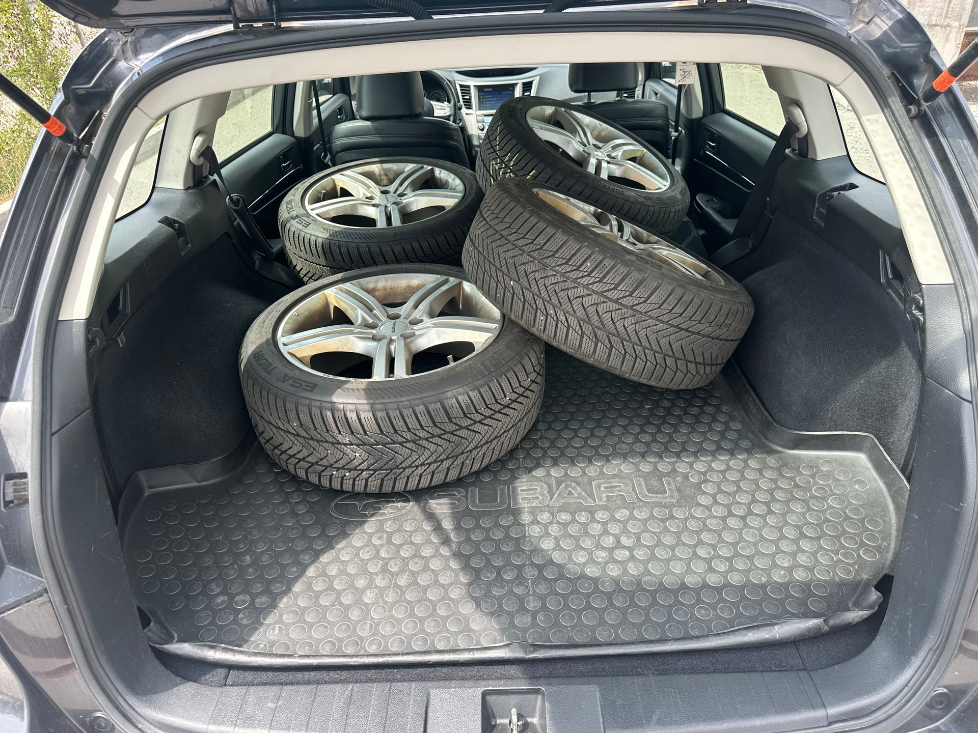 SUBARU Legacy 2.5GT Executive S AWD 265 PS-image-11