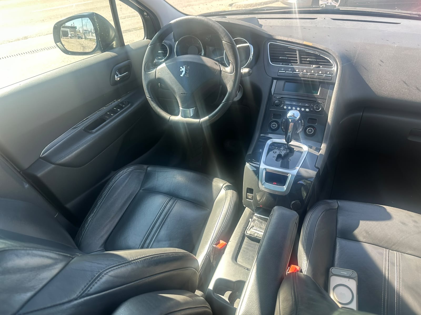 PEUGEOT 5008 1.6 16V T Sport Pack Automatic-image-7