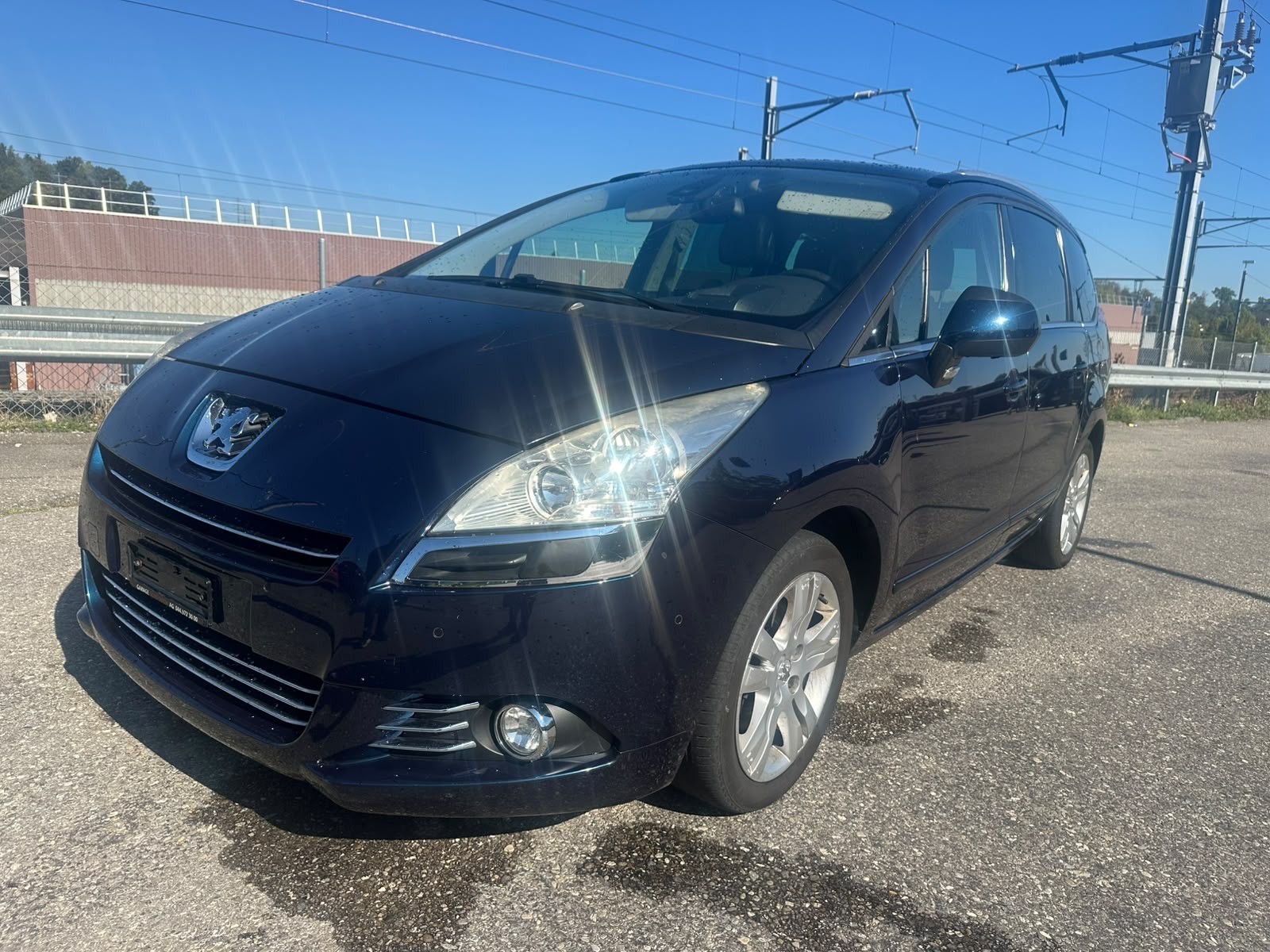 PEUGEOT 5008 1.6 16V T Sport Pack Automatic-image-0