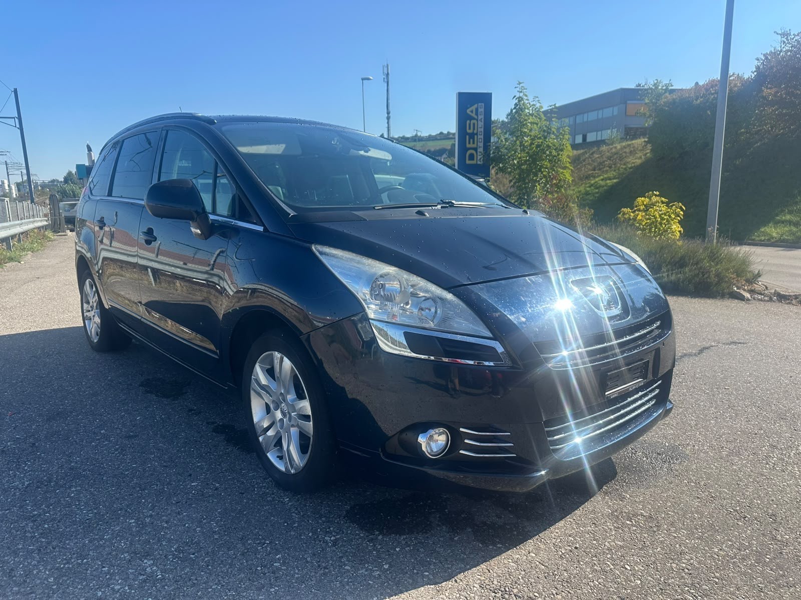 PEUGEOT 5008 1.6 16V T Sport Pack Automatic-image-2