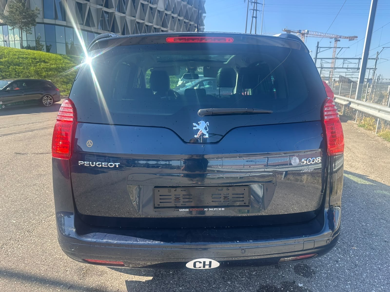 PEUGEOT 5008 1.6 16V T Sport Pack Automatic-image-4