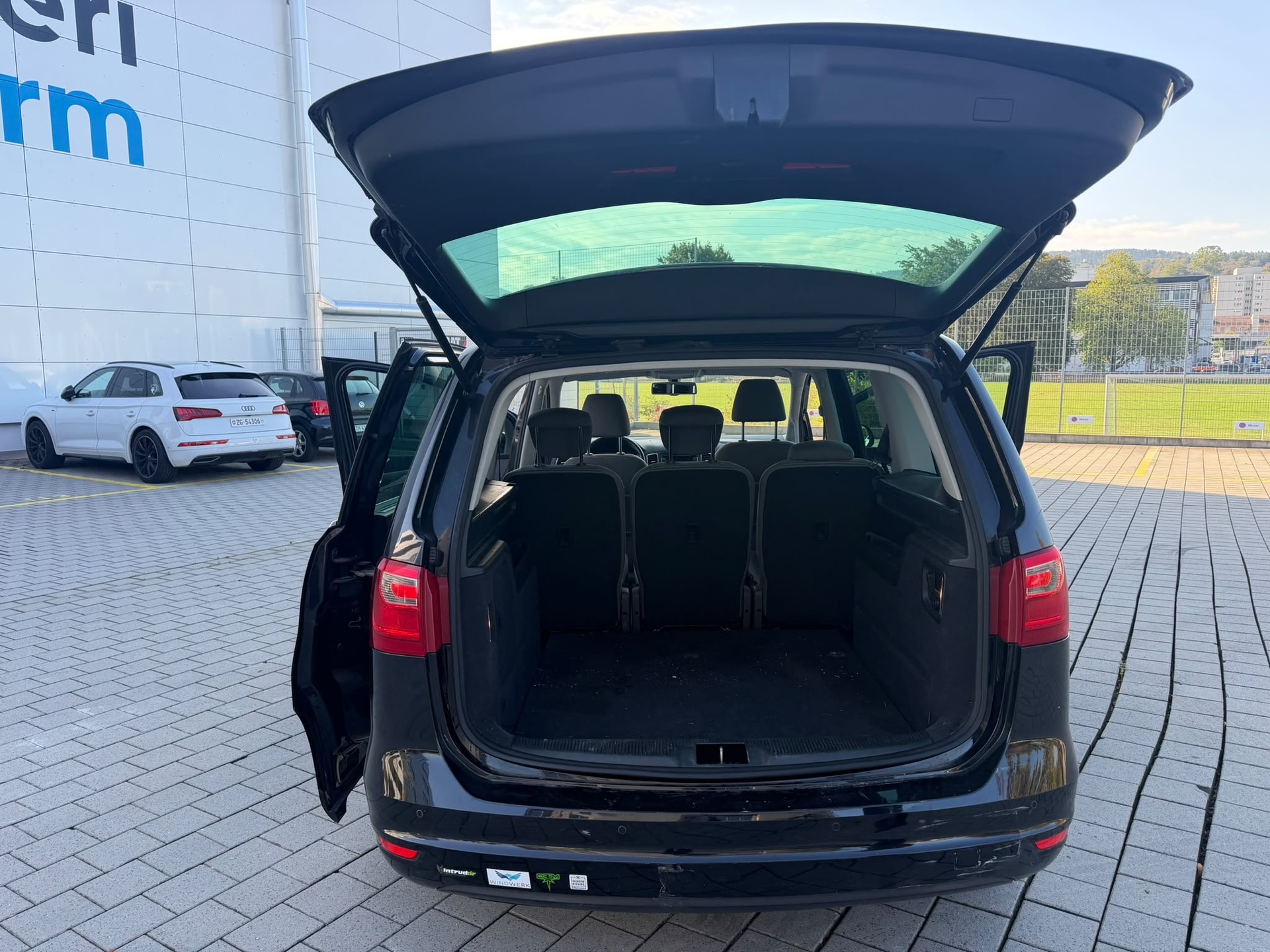 SEAT Alhambra 2.0 TSI Style DSG-image-12