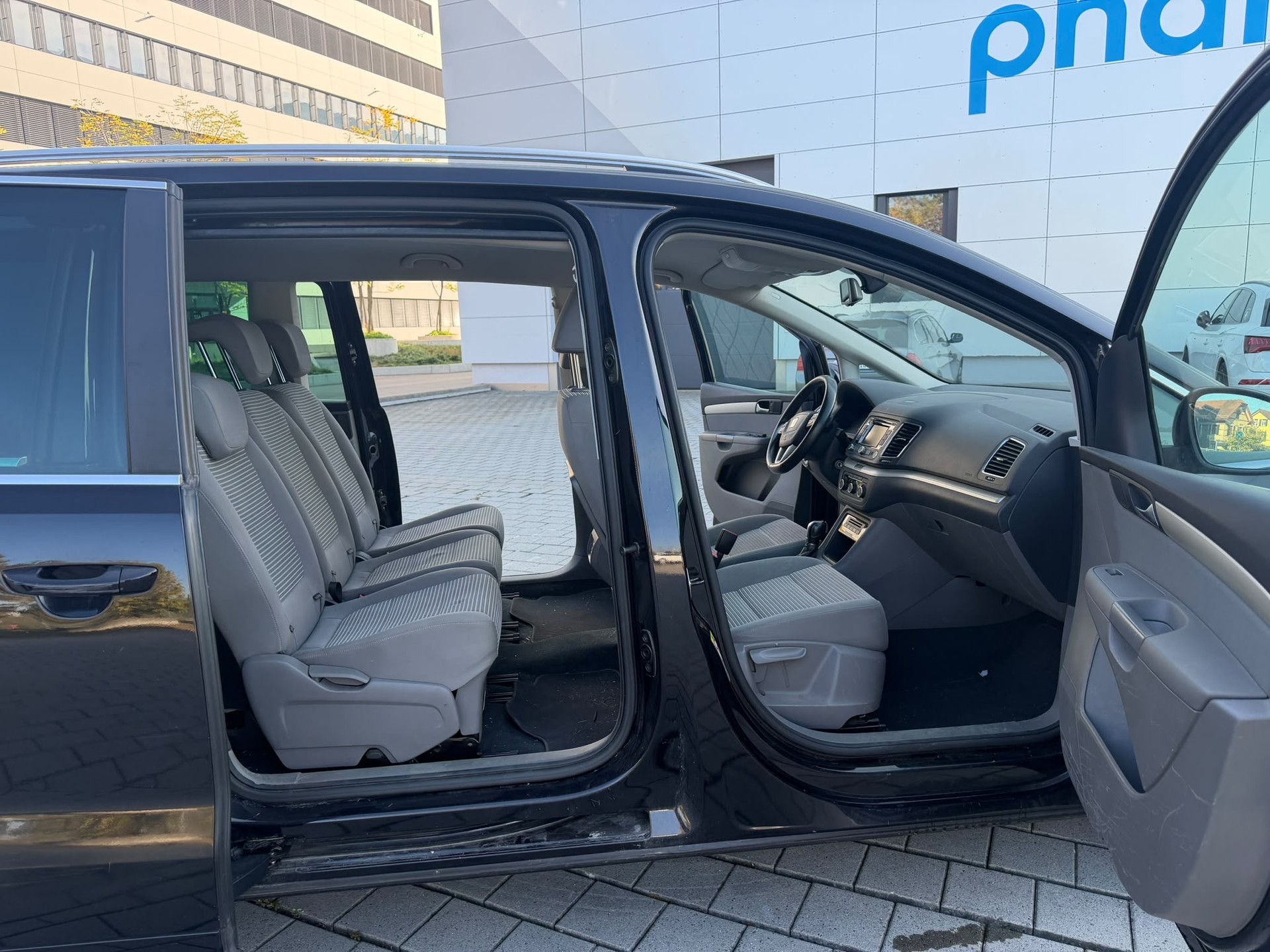 SEAT Alhambra 2.0 TSI Style DSG-image-8