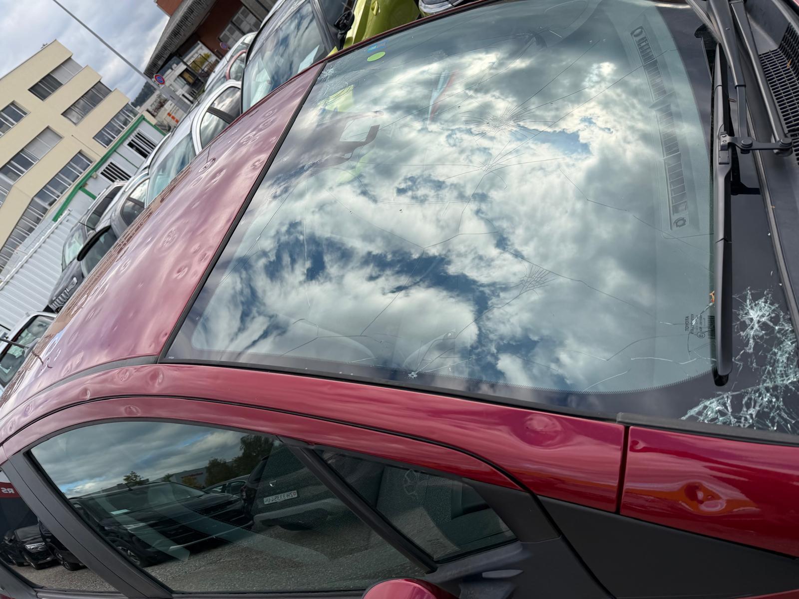 TOYOTA Yaris 1.5 VVT-iE Trend-image-11