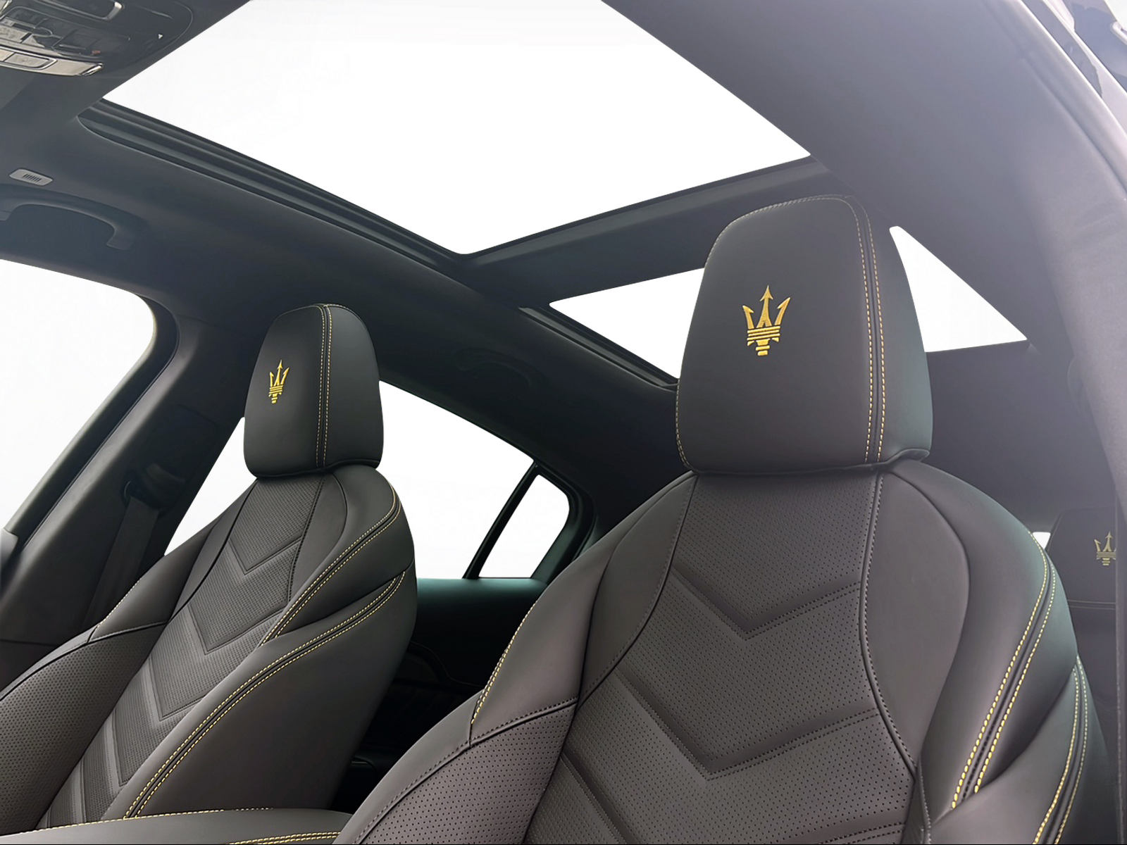 MASERATI GRECALE TROFEO MY2027-image-9