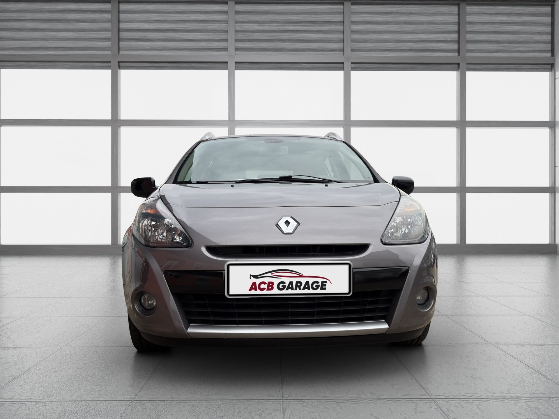 RENAULT Clio Grandtour 1.6 16V Exception Automatic-image-1