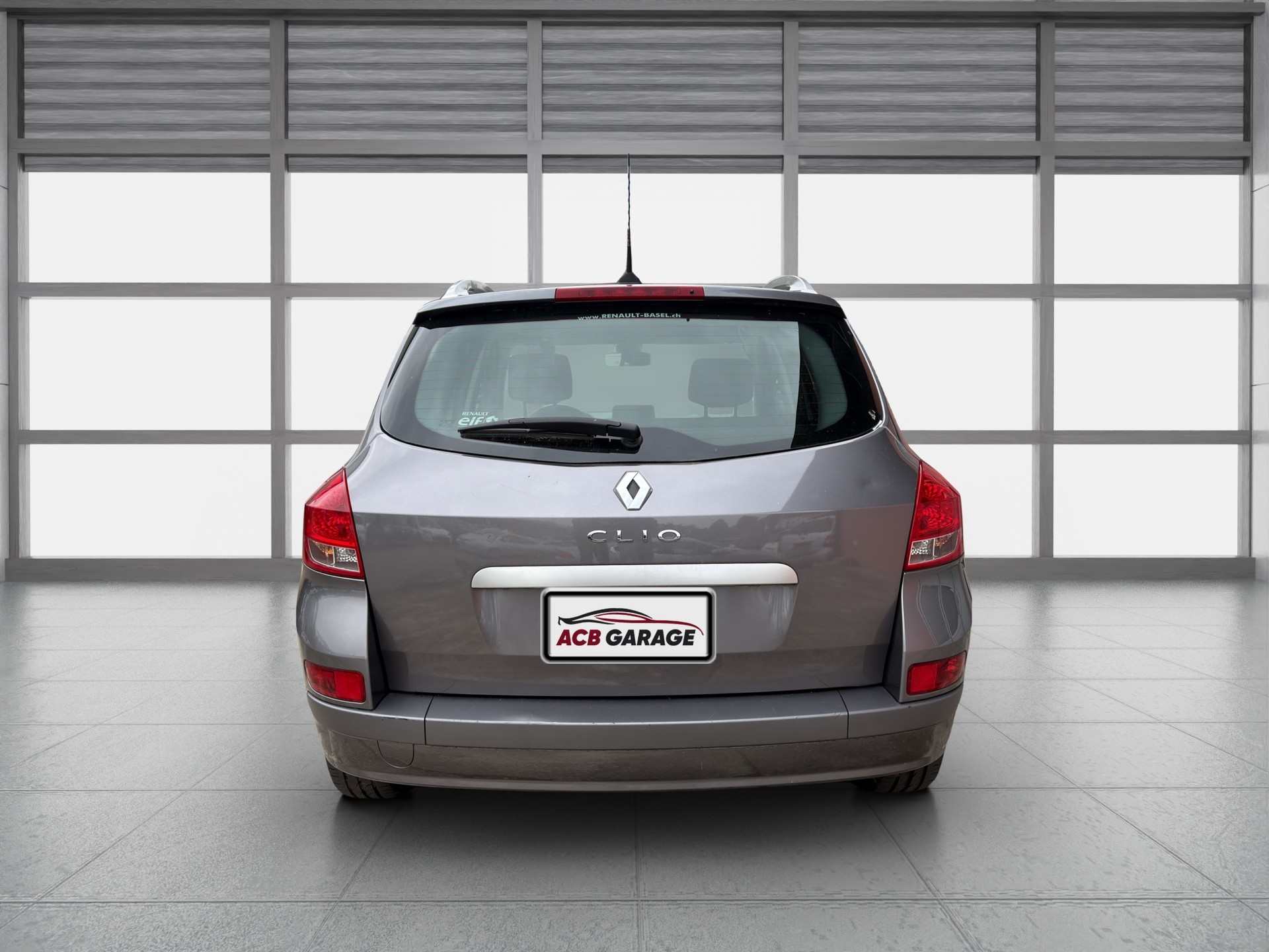 RENAULT Clio Grandtour 1.6 16V Exception Automatic-image-3