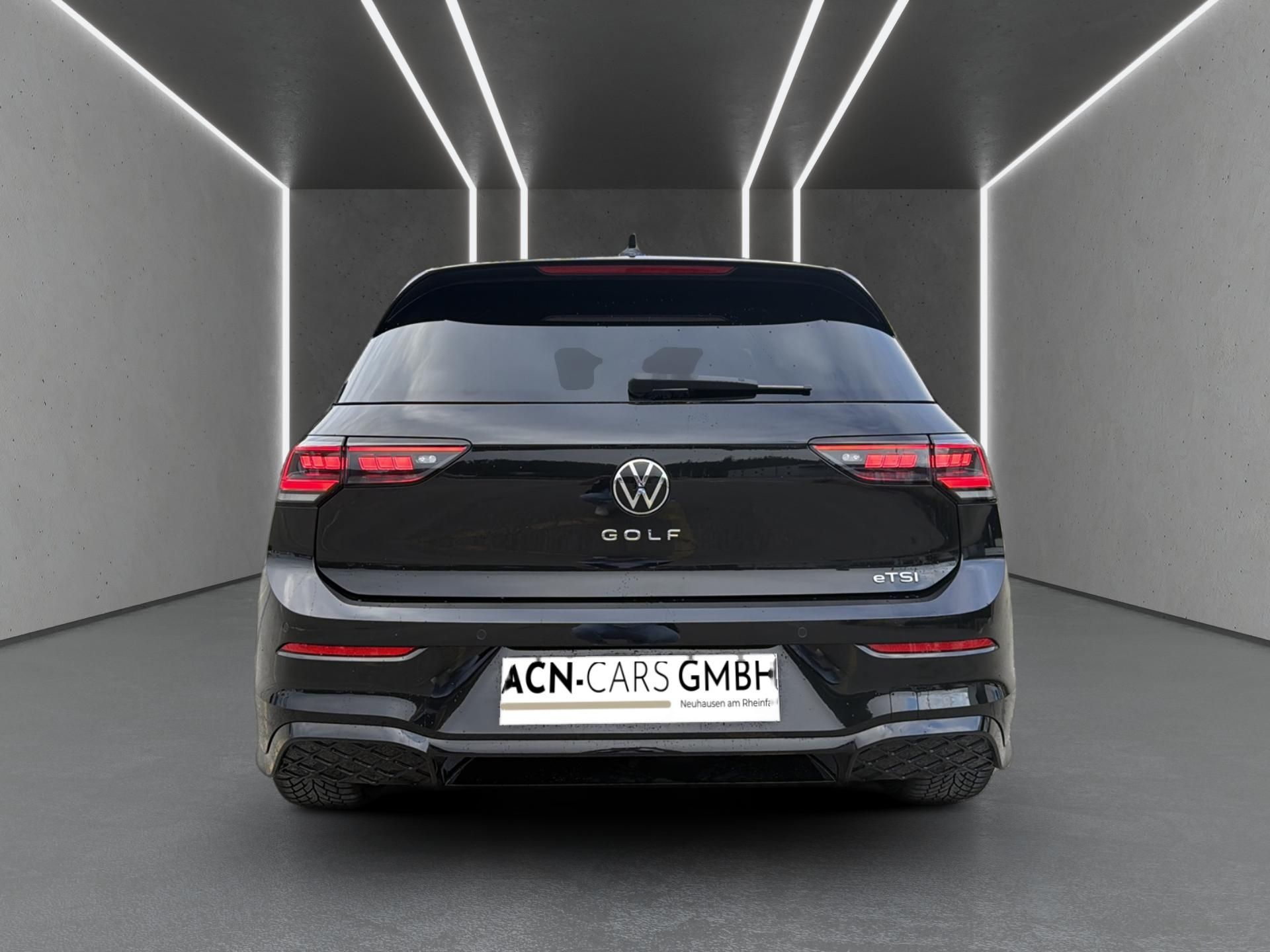 VW Golf VIII 1.5 eTSI Mild Hybrid-image-4