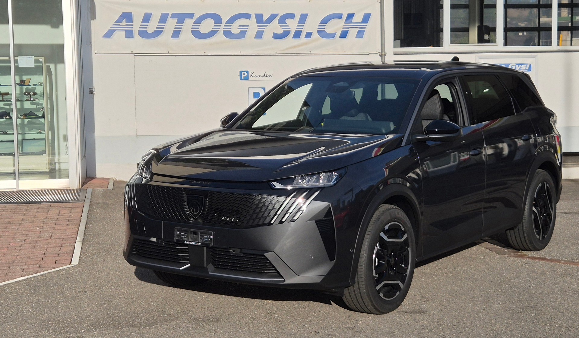 PEUGEOT 5008 210 73kWh GTExclusiv KMU Helvetia