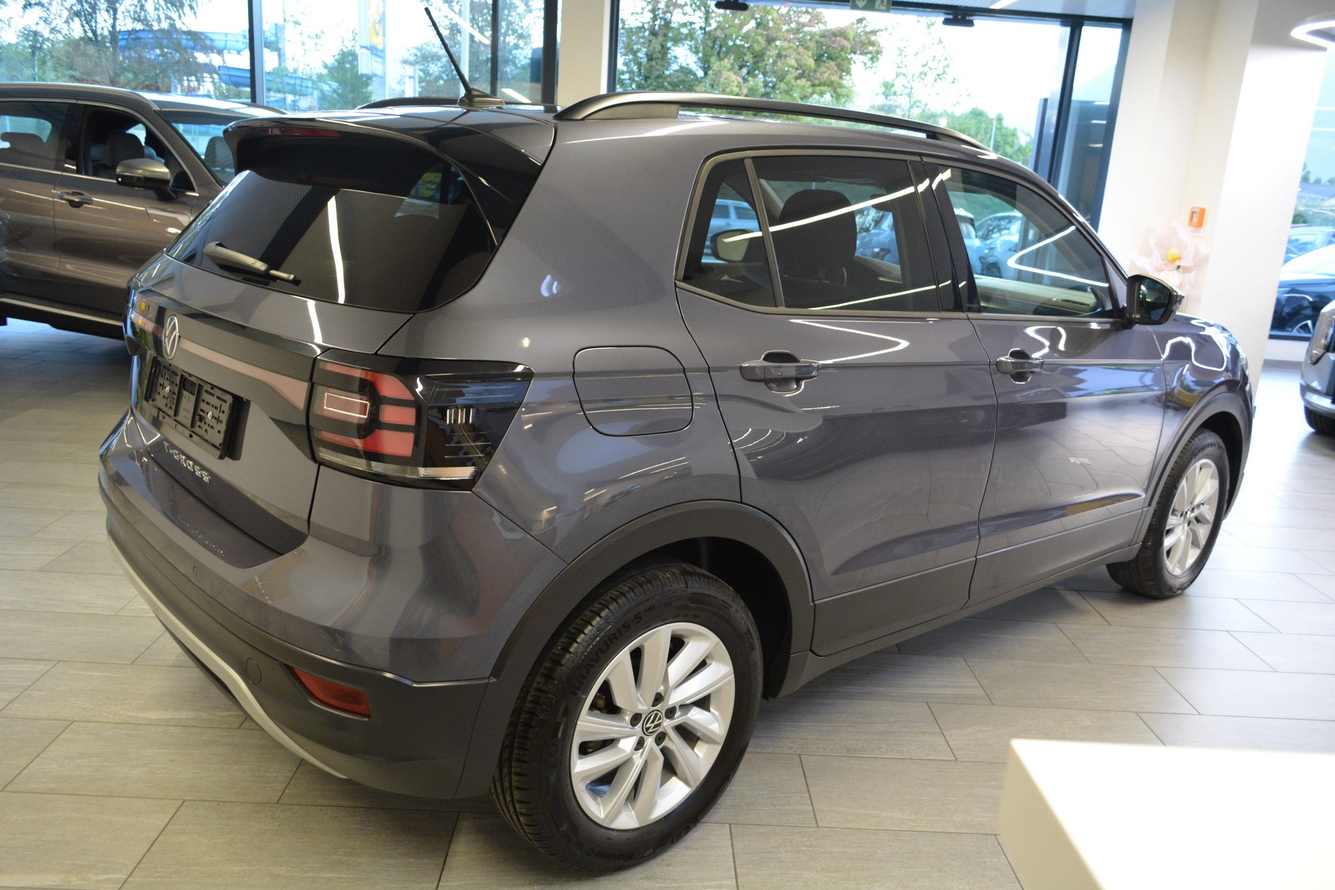 VW T-Cross 1.0 TSI 110 Life DSG-image-4
