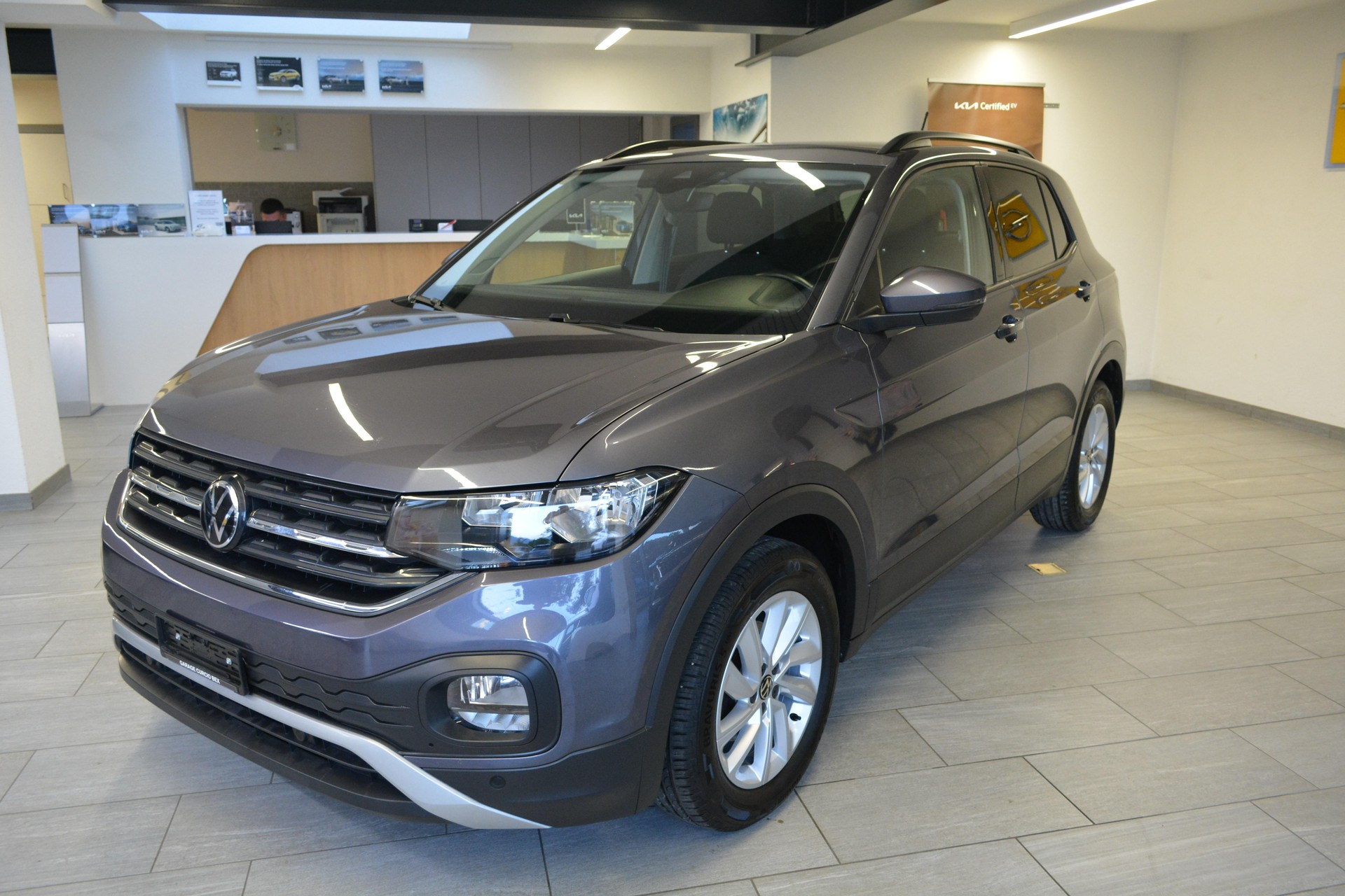 VW T-Cross 1.0 TSI 110 Life DSG-image-2