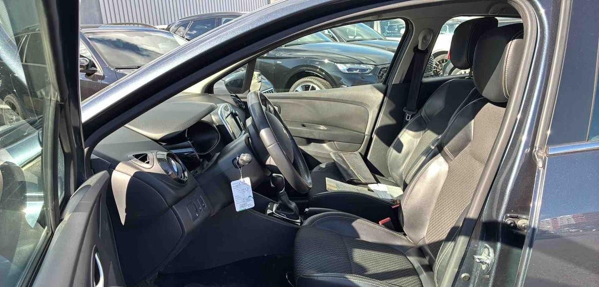 RENAULT Clio 1.2 16V T Intens EDC-image-5