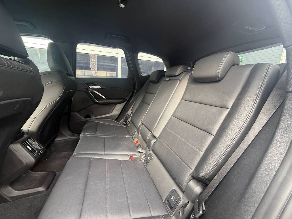 BMW X1 23i xDrive (CH)-image-8