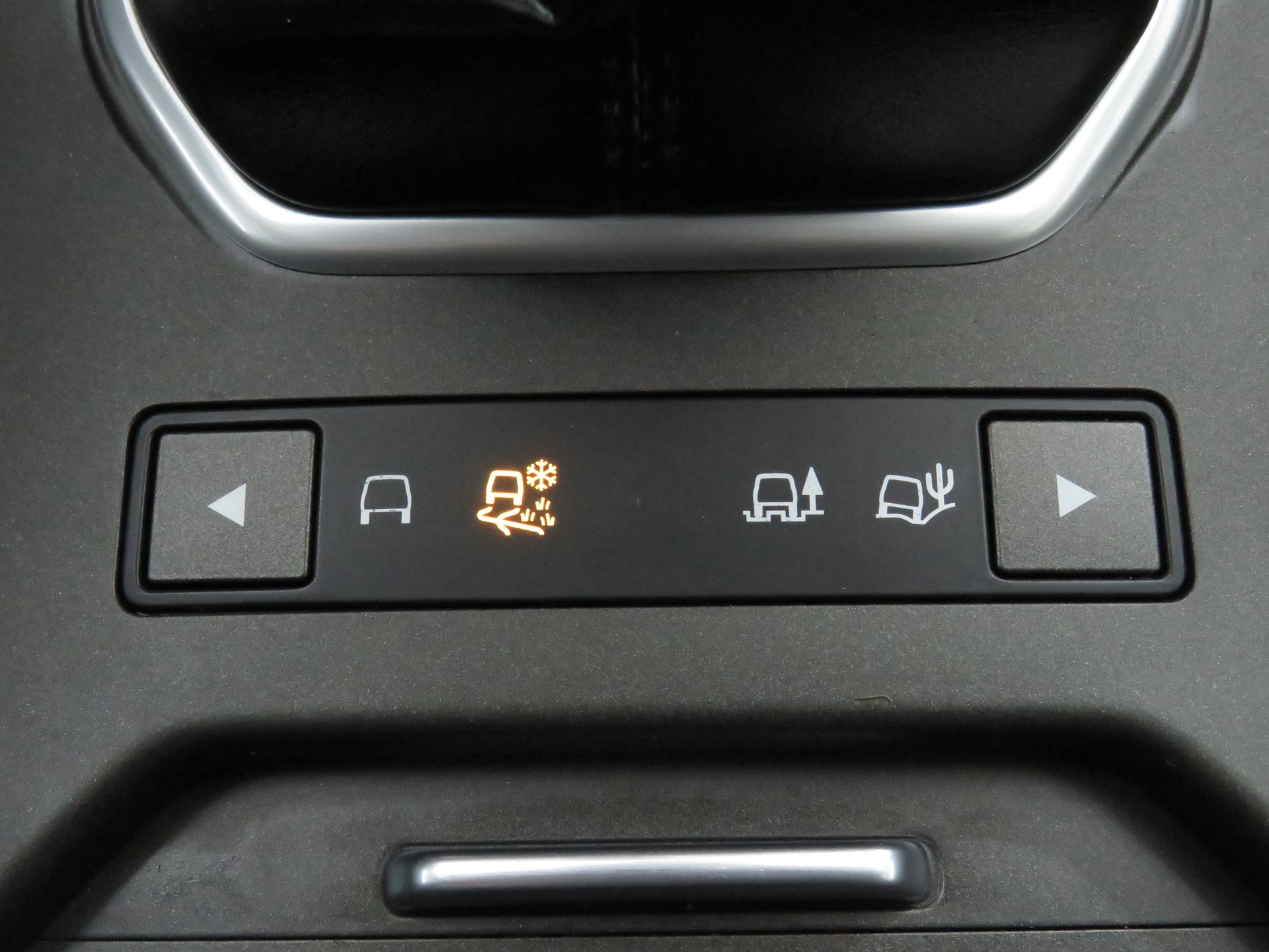 LAND ROVER Range Rover Evoque 2.0 TD4 Pure-image-21
