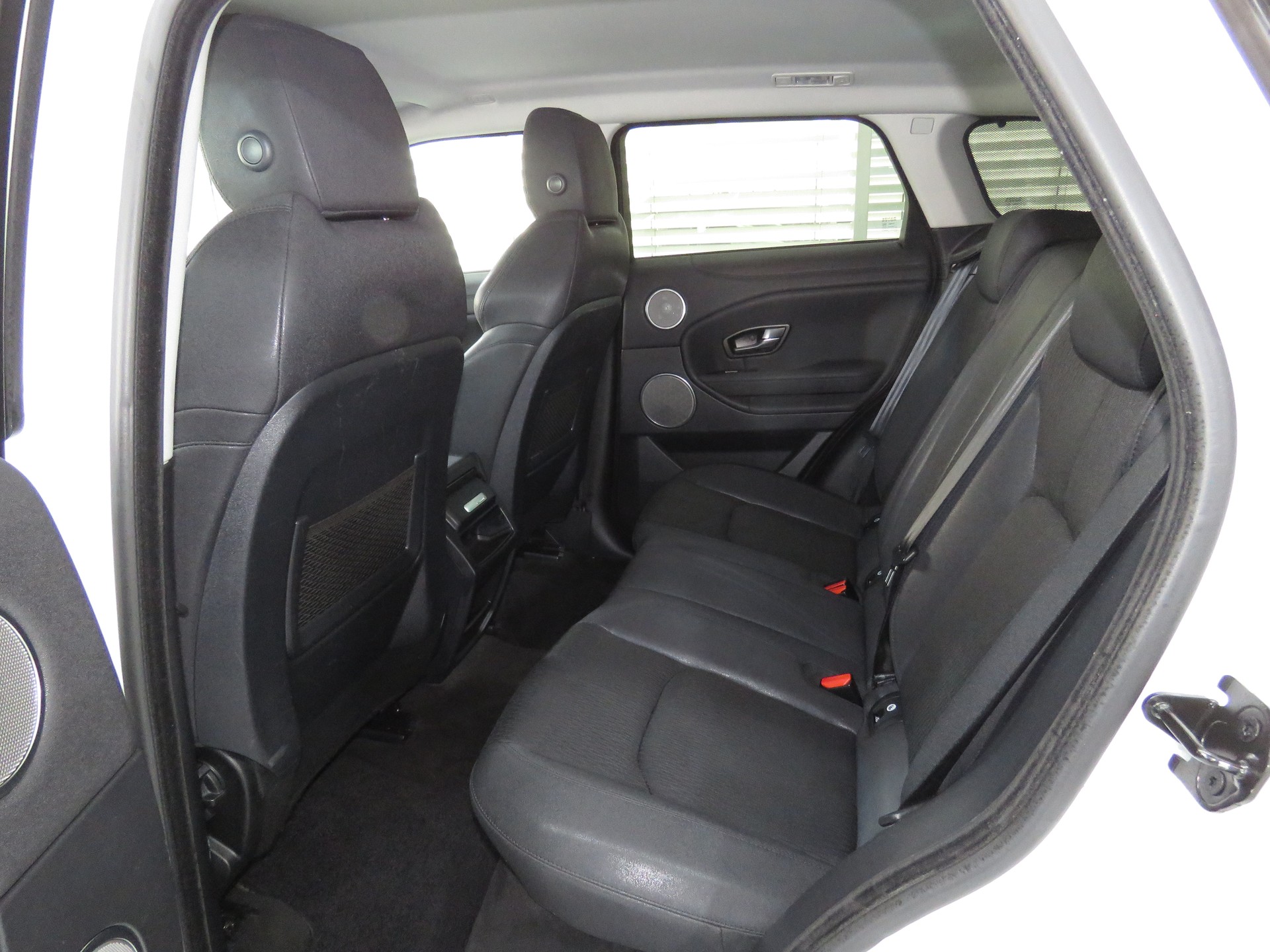 LAND ROVER Range Rover Evoque 2.0 TD4 Pure-image-8