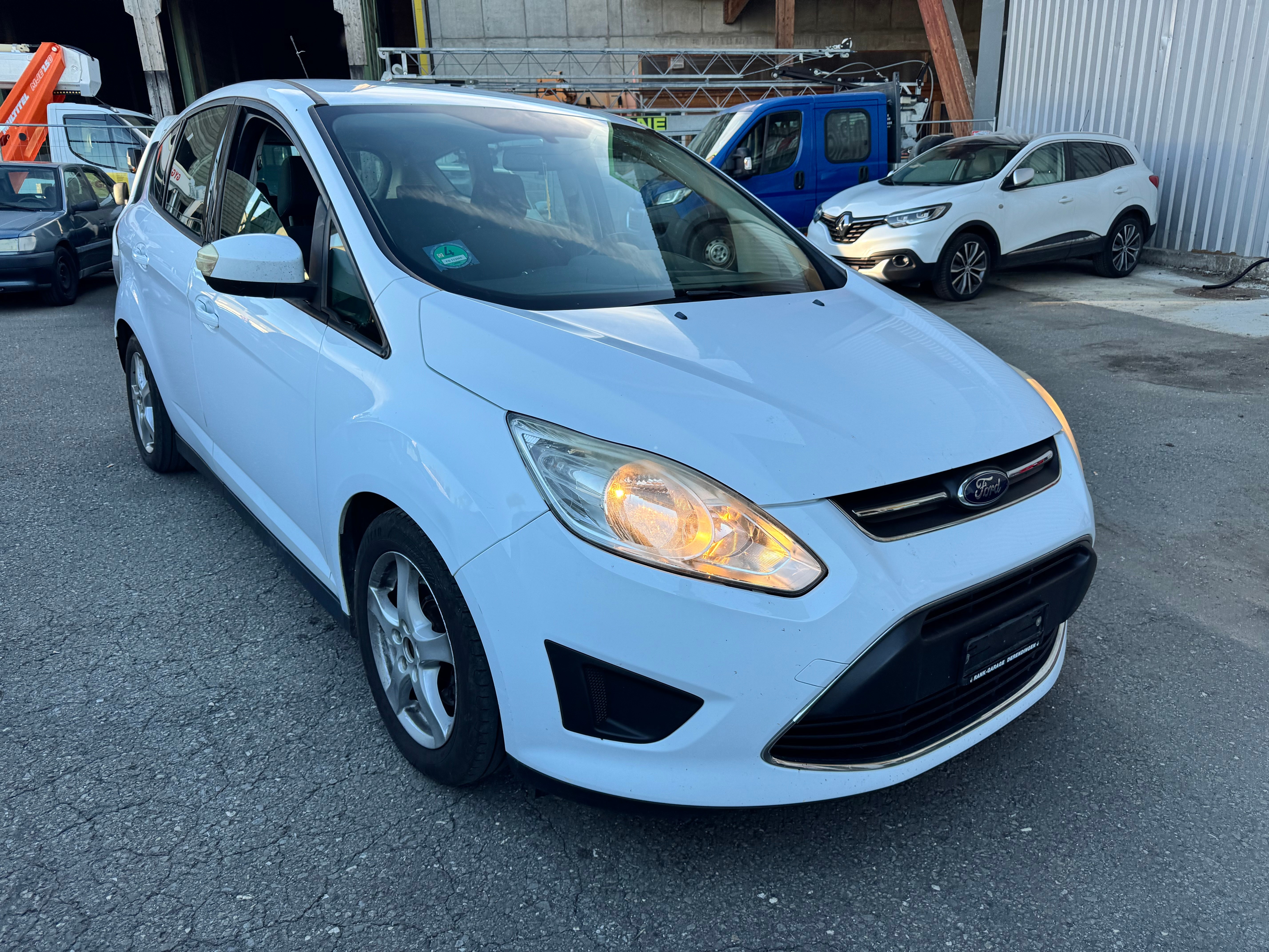 Car photo
