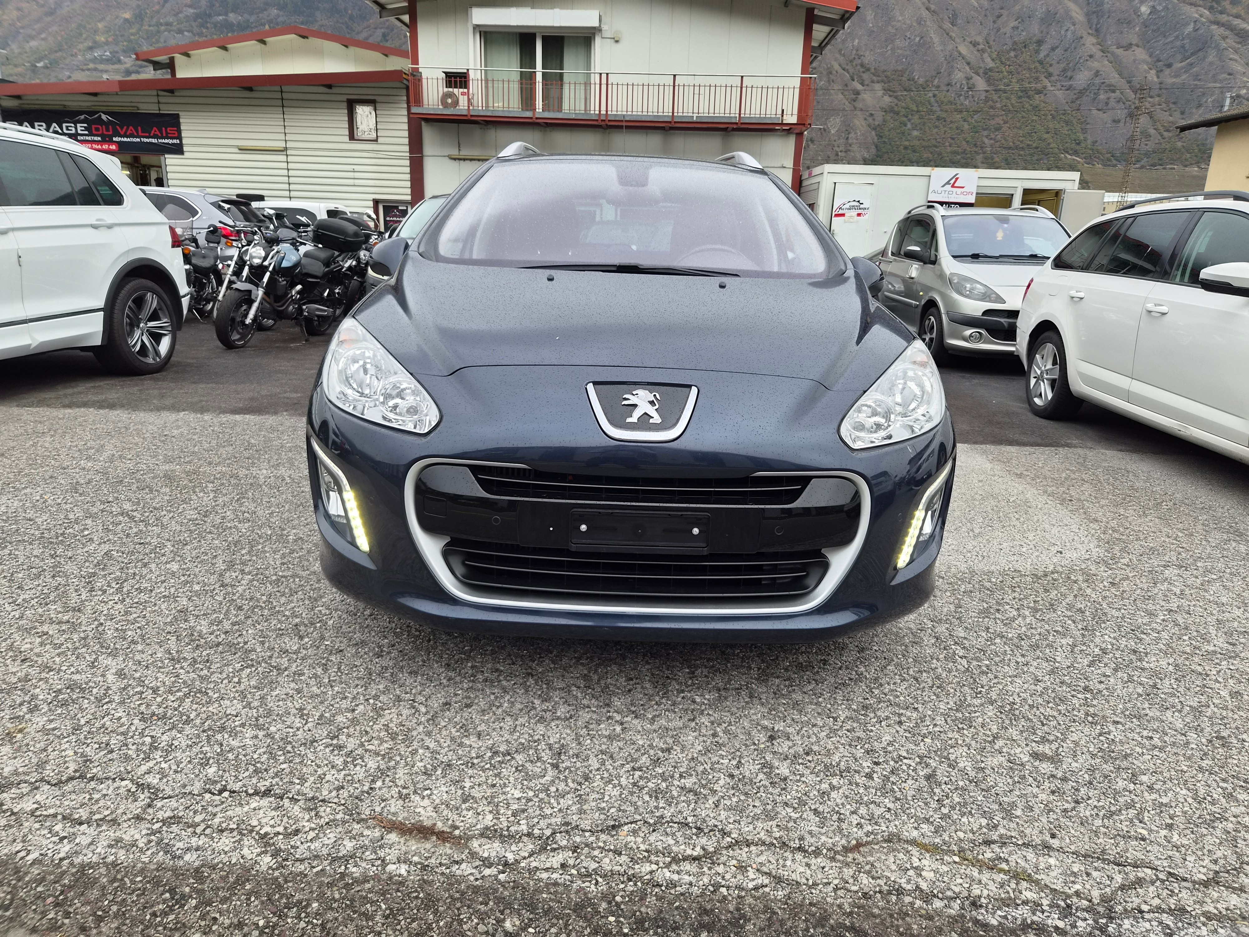 Car photo
