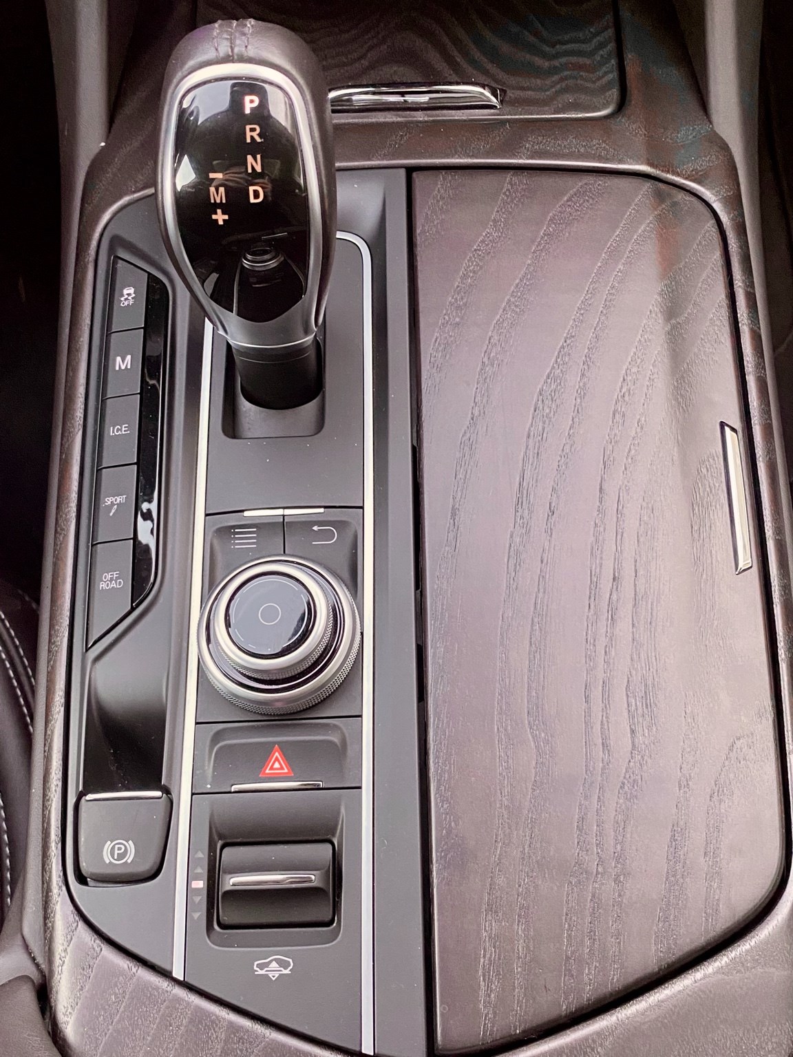 MASERATI Levante D 3.0 V6 GranSport Automatica-image-9