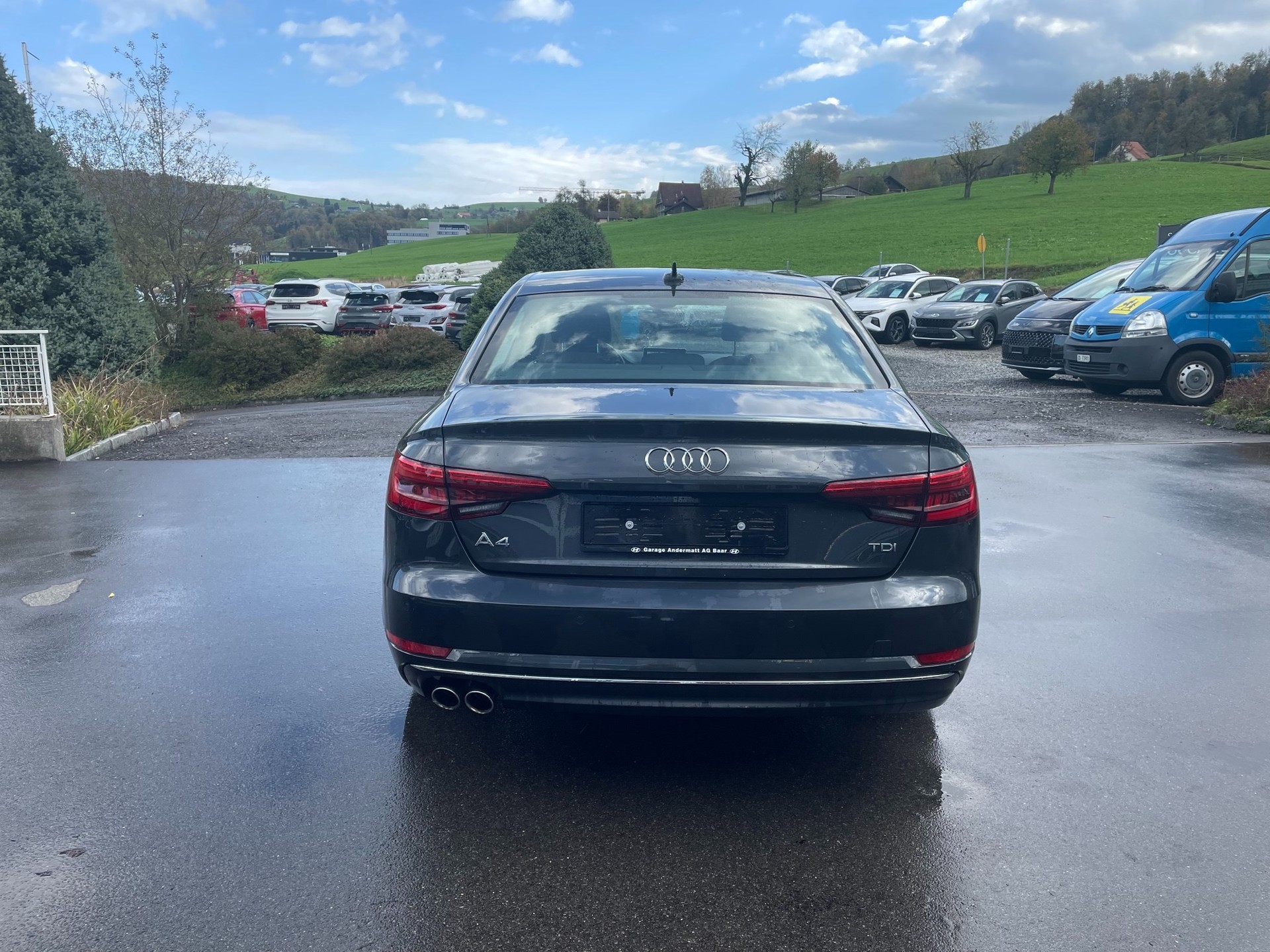 AUDI A4 2.0 TDI Design S-tronic-image-6