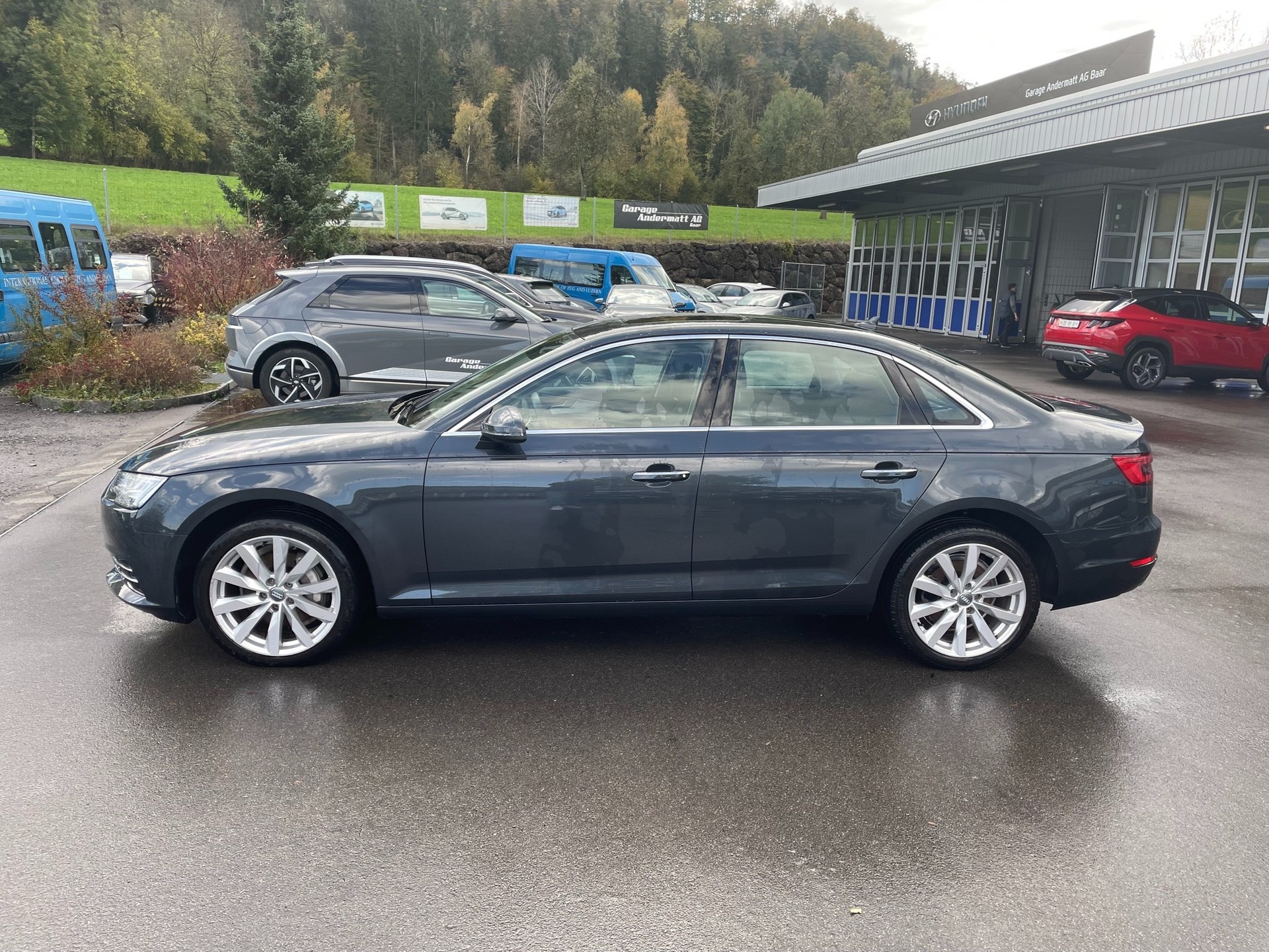 AUDI A4 2.0 TDI Design S-tronic-image-7